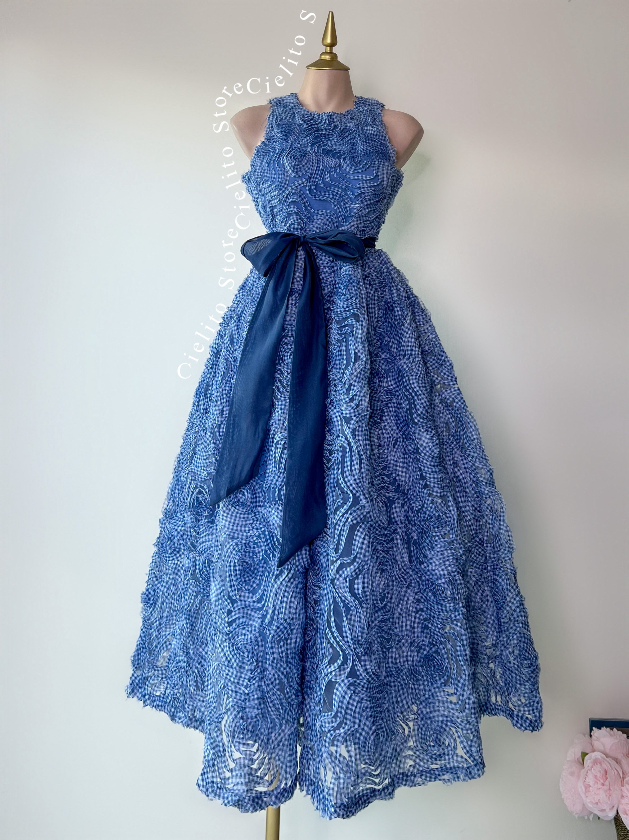 VESTIDO FLOR AZUL