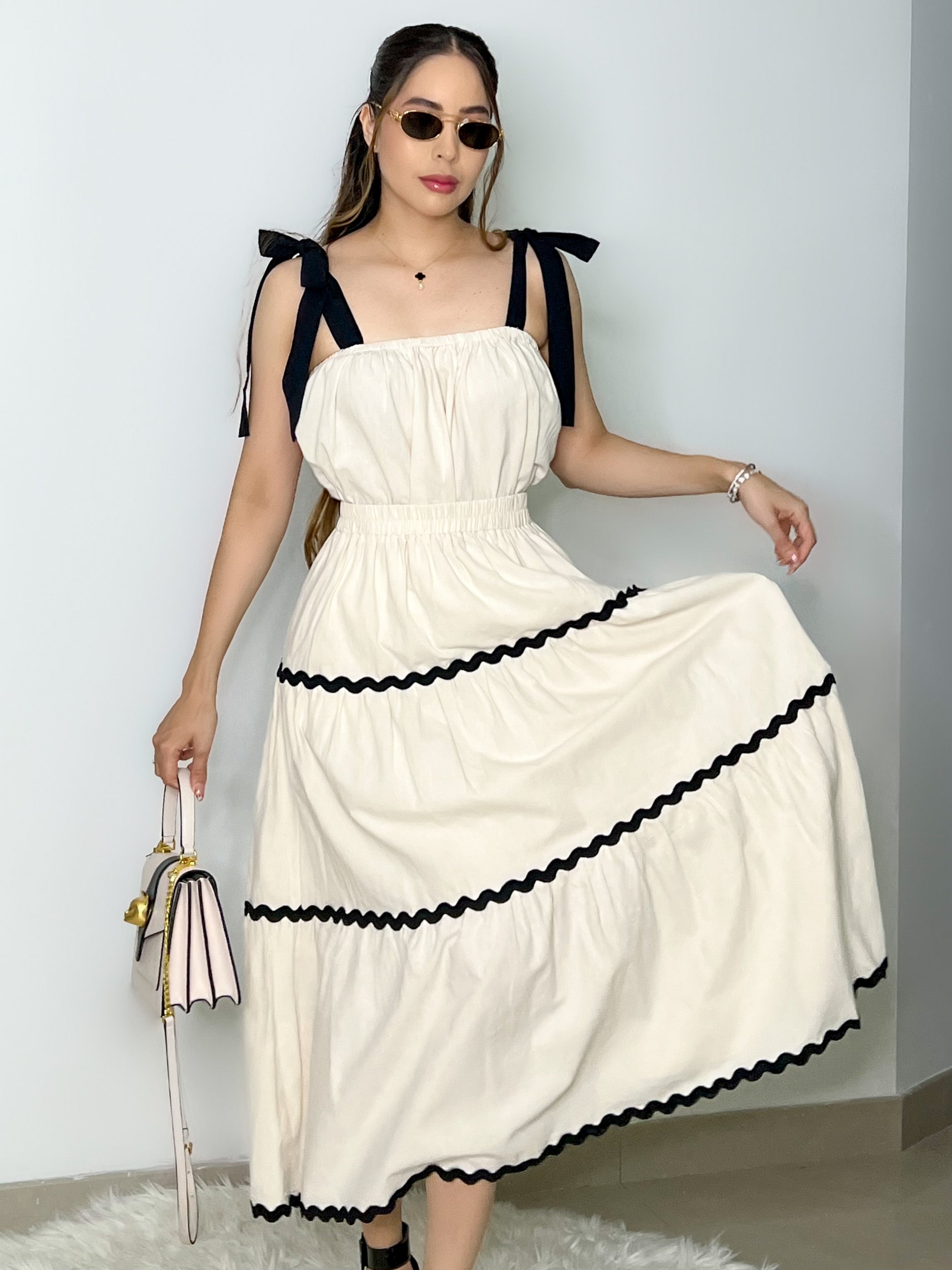 SET ANTONIA