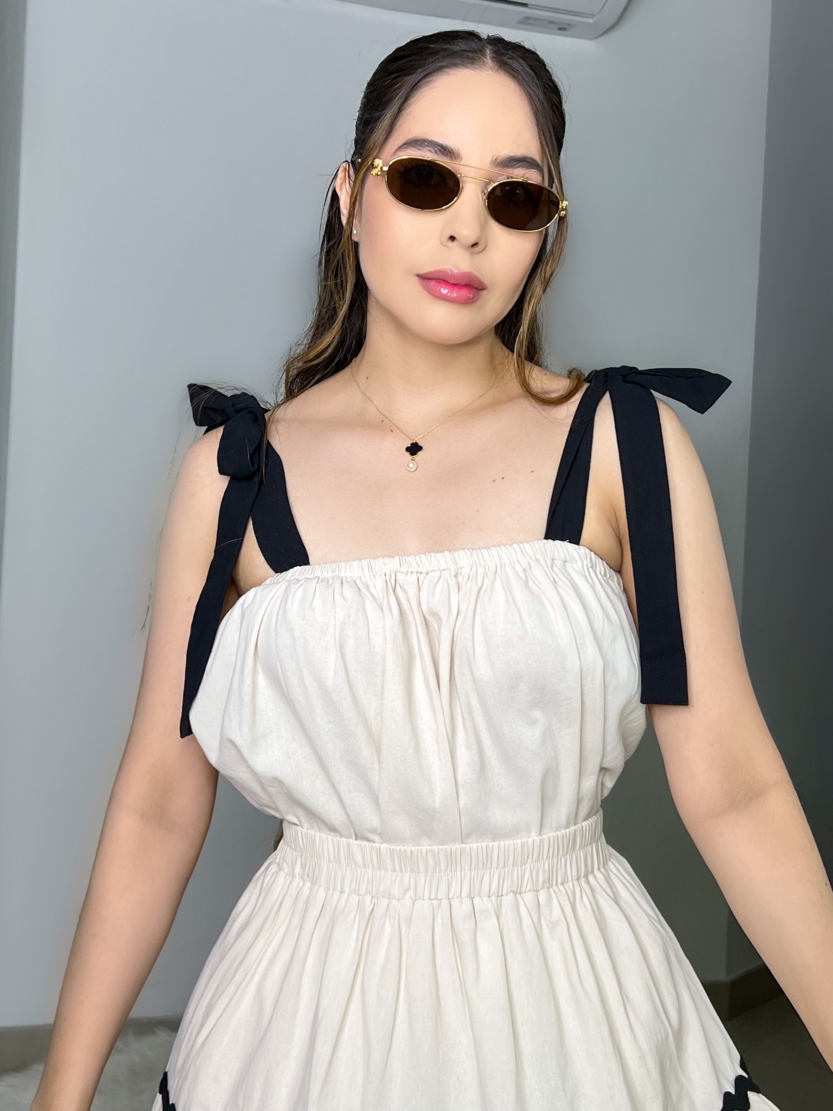 SET ANTONIA