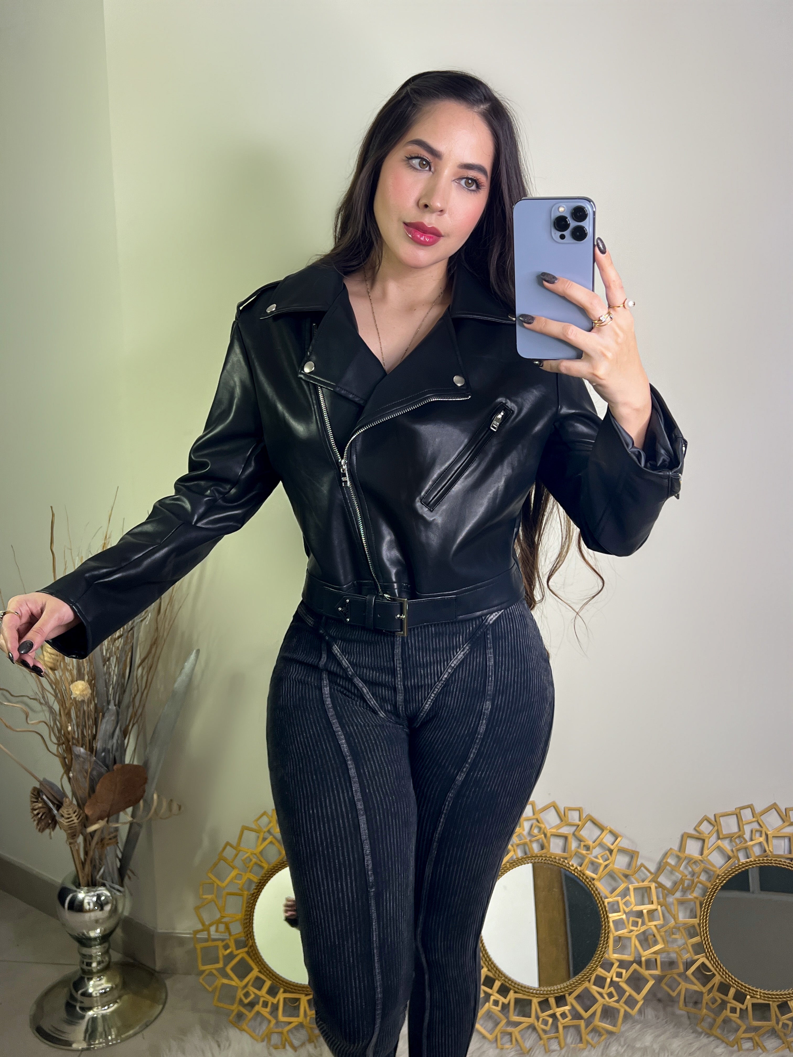 CHAQUETA NEGRA