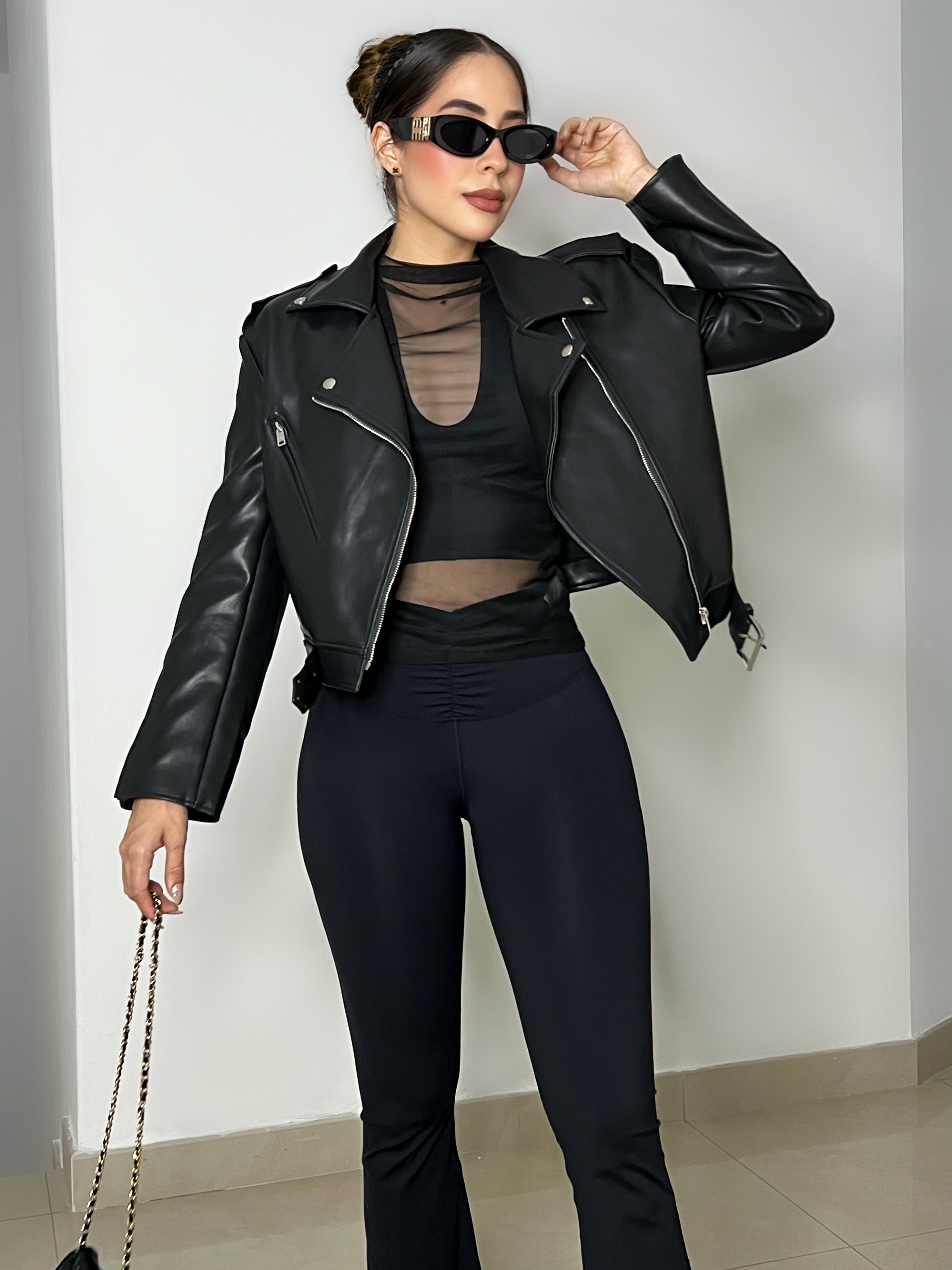 SET DEPORTIVO NEGRO