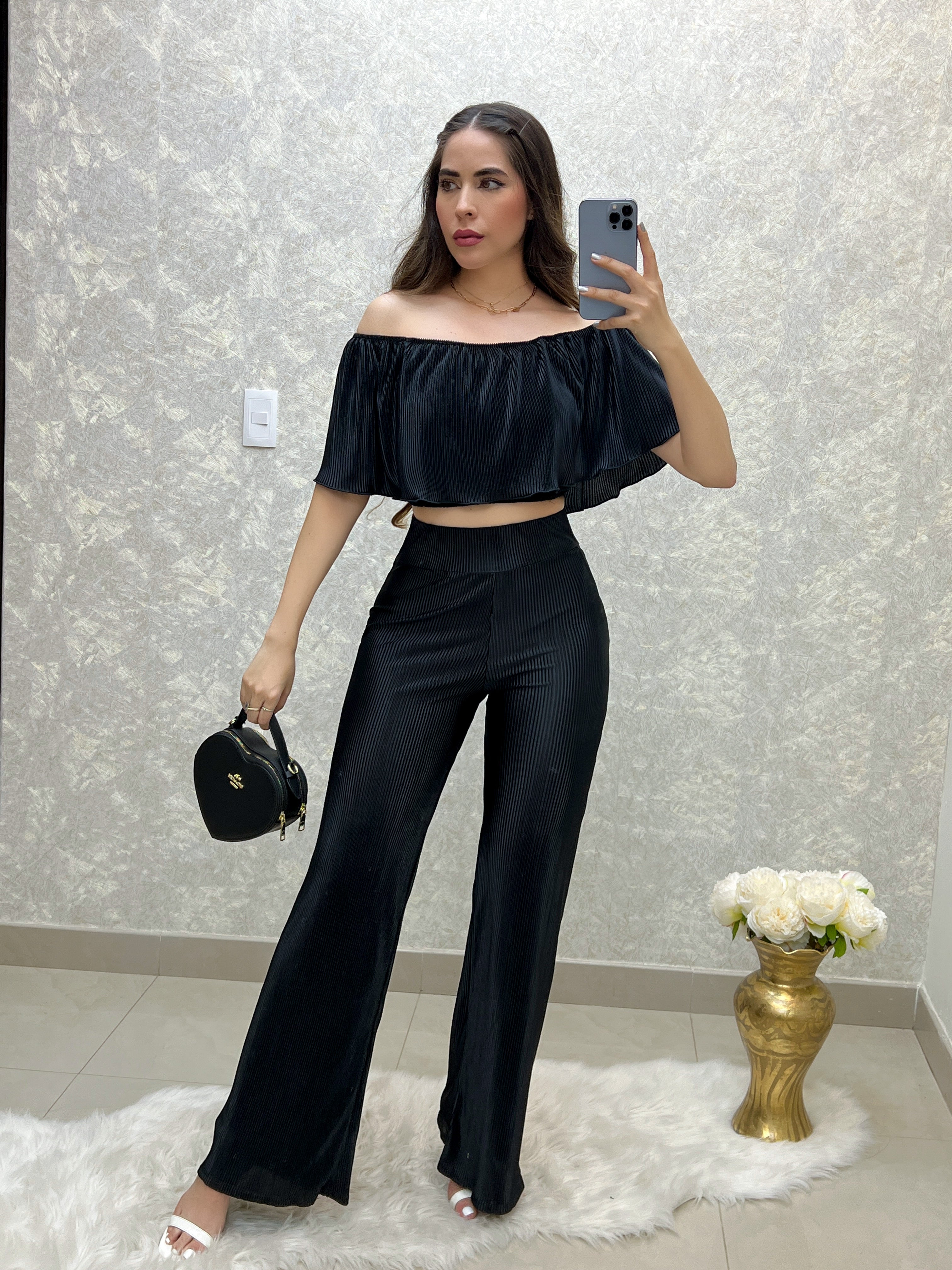 PANTALÓN NEGRO