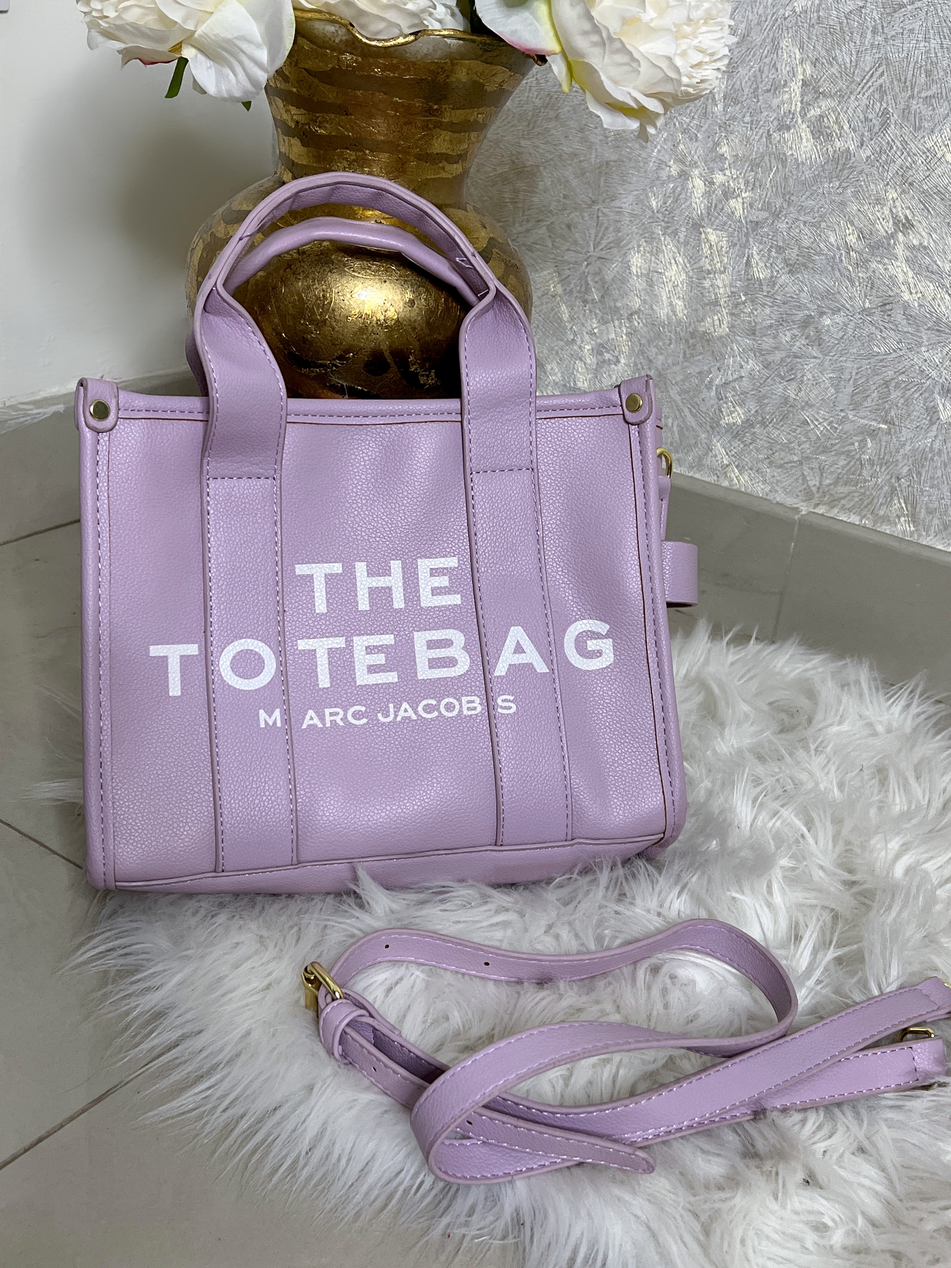 THE TOTE LILA
