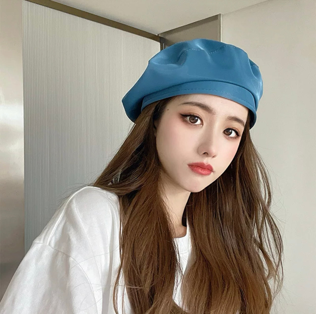 Boina azul estilo piel