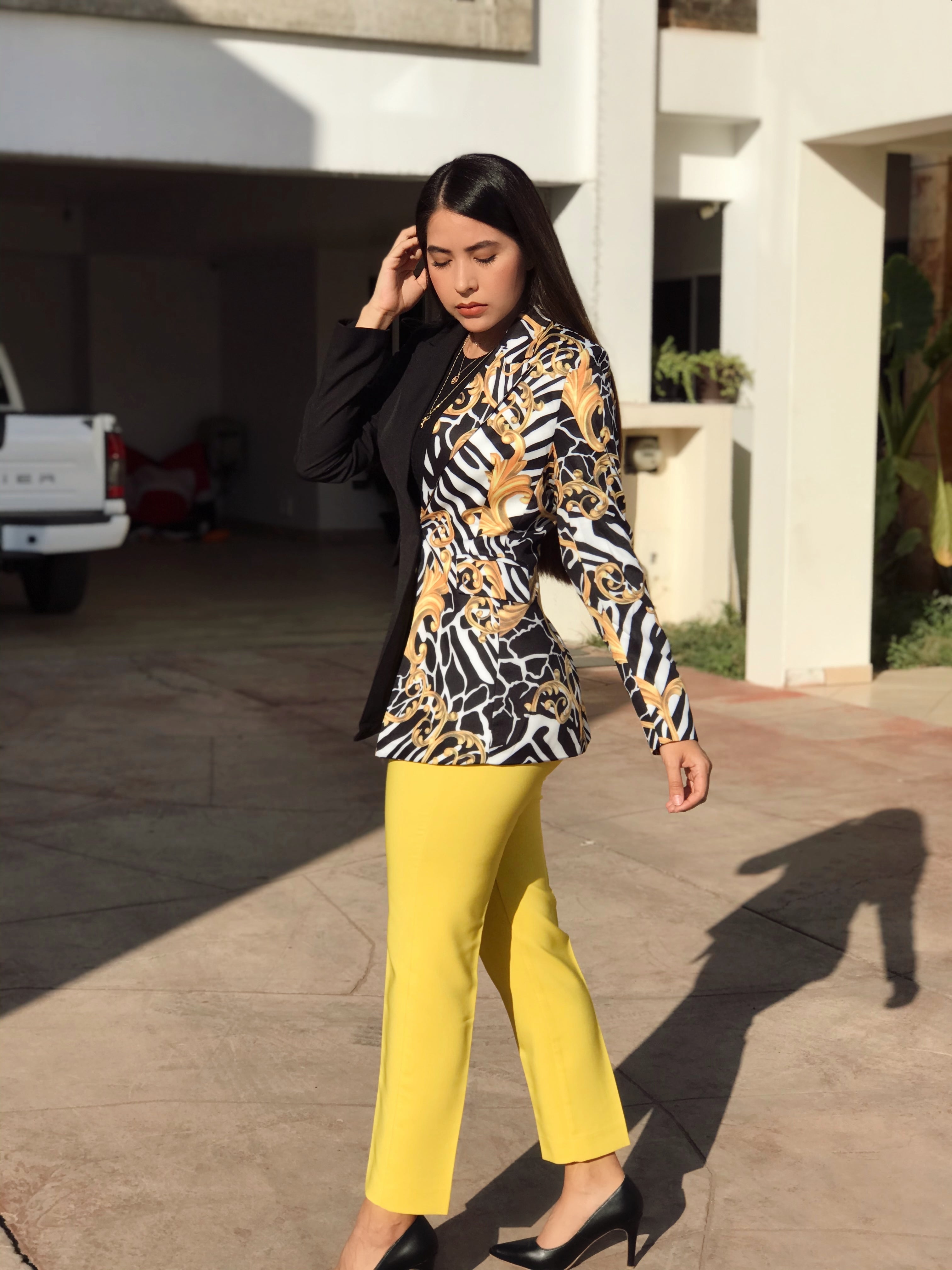 Pantalón amarillo