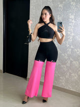 PANTALÓN NEGRO CON VINIPIEL ROSA