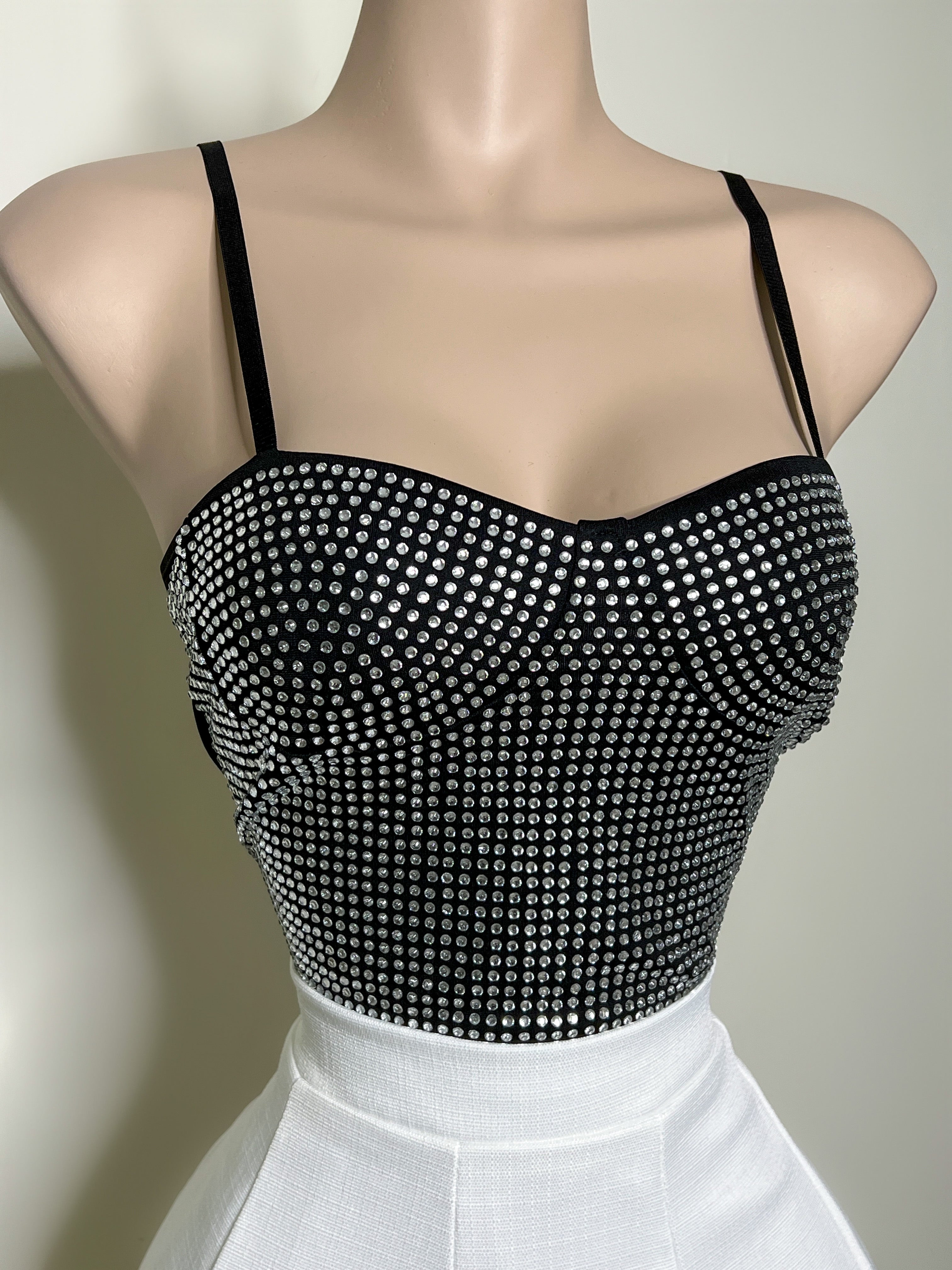 TOP NEGRO DE PEDRERÍA