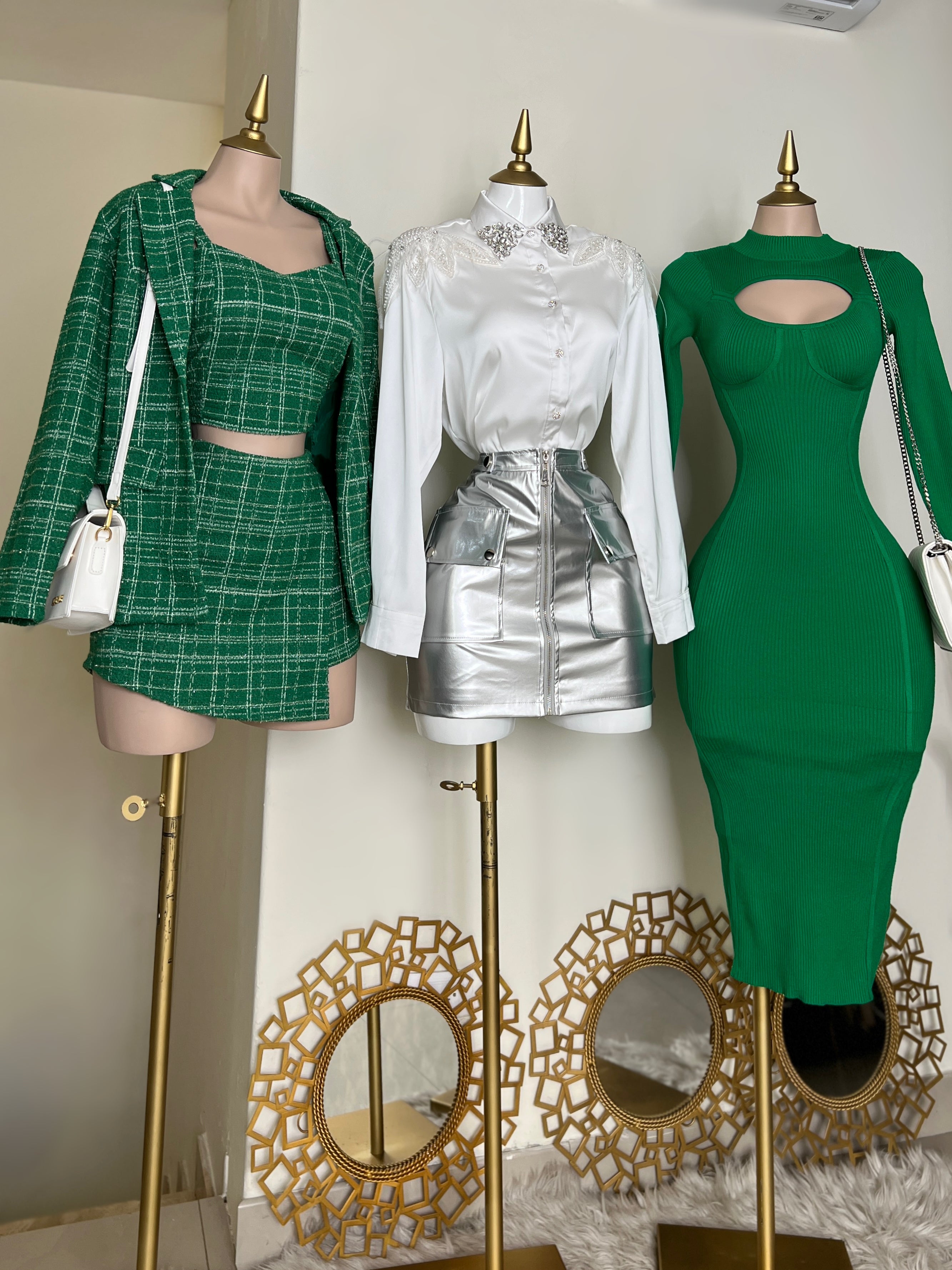 CAMISA BLANCA ELEGANTE