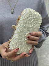 BOLSO RIGIDO CON PERLAS BLANCO