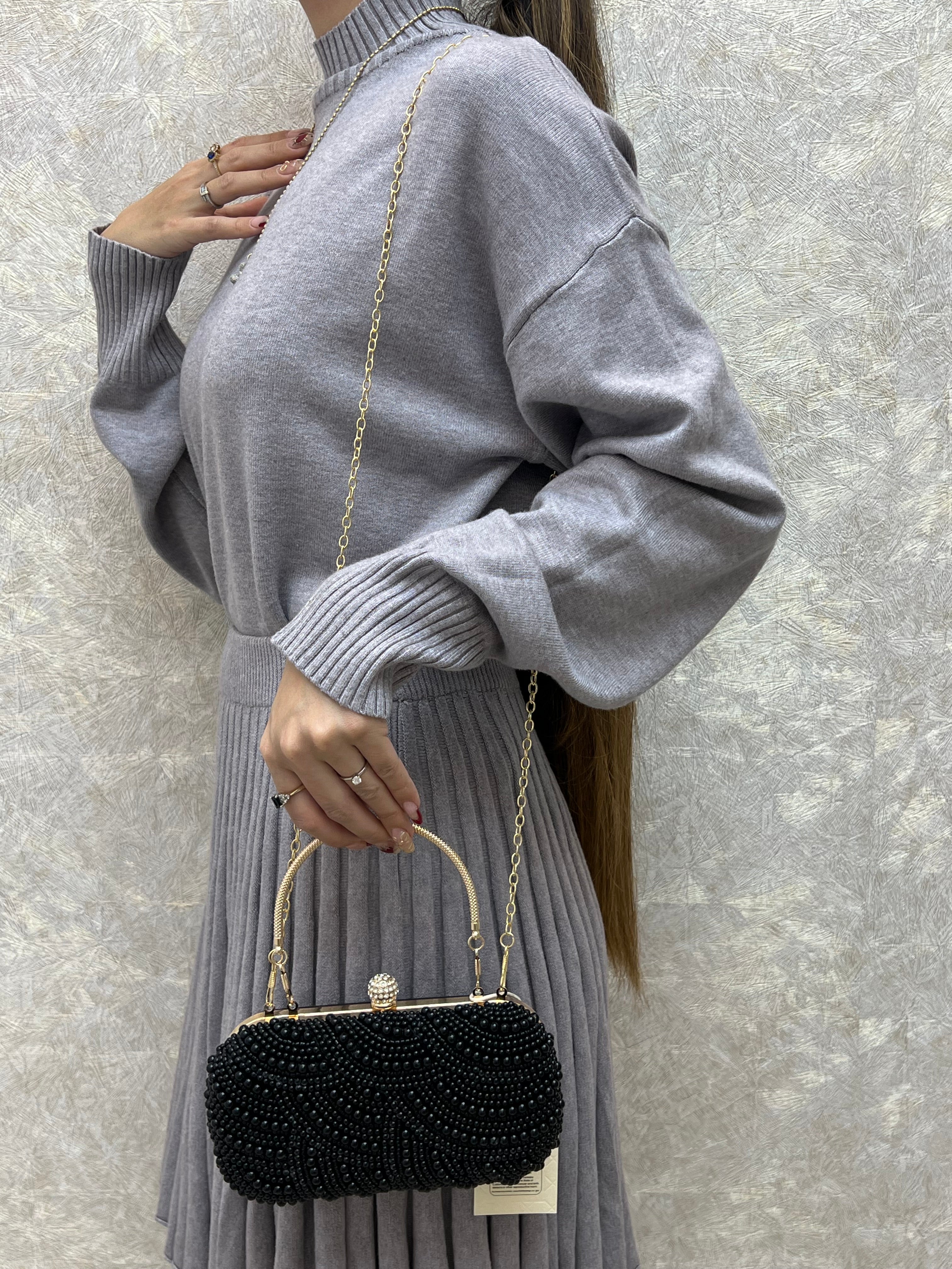 BOLSO RIGIDO CON PERLAS NEGRO