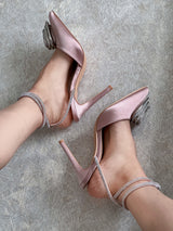 ZAPATILLA MAQUILLAJE CON CORAZÓN 3D