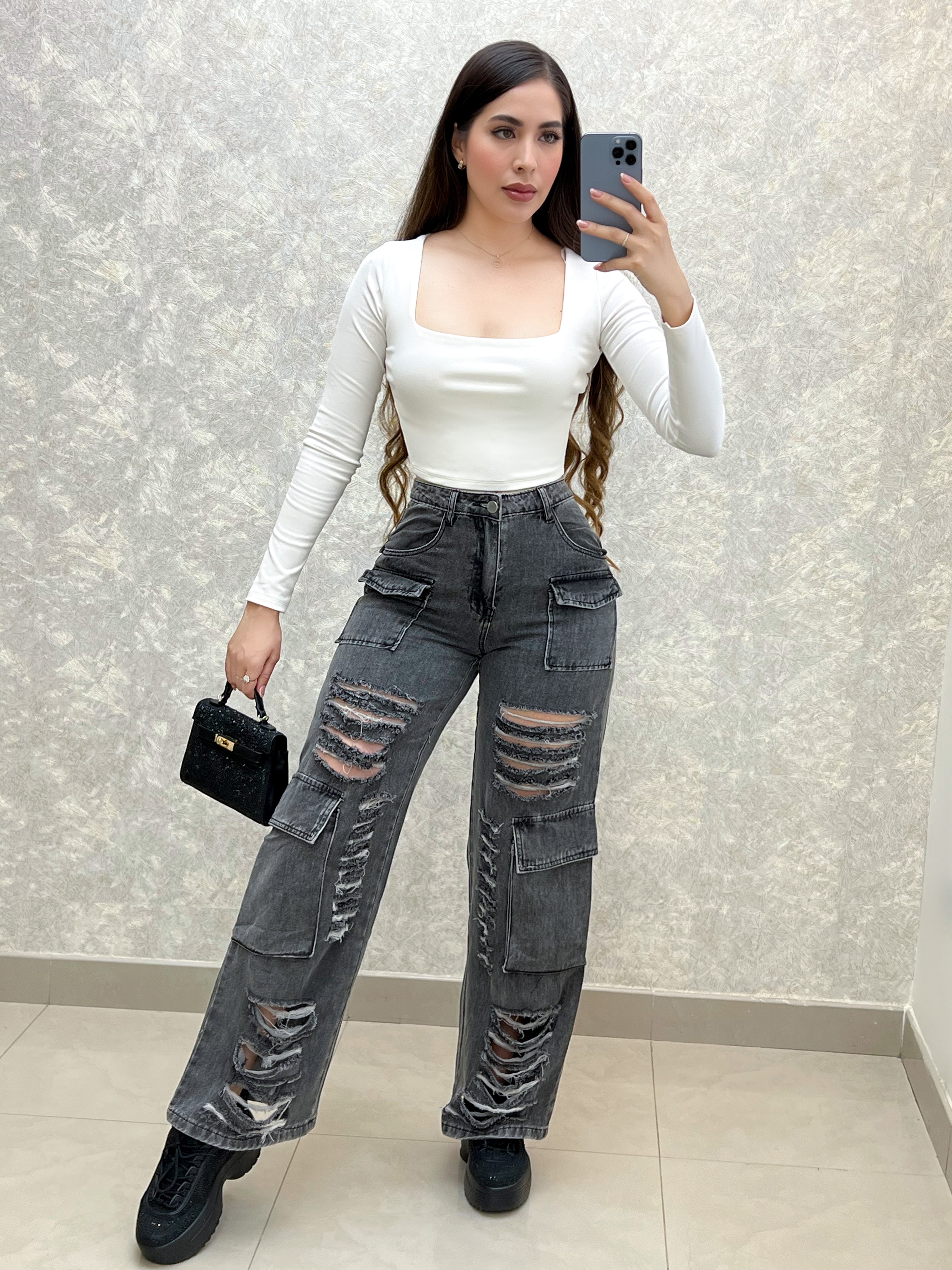 PANTALÓN DENIM NEGRO