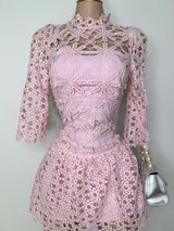 VESTIDO ROSA CON ENCAJE