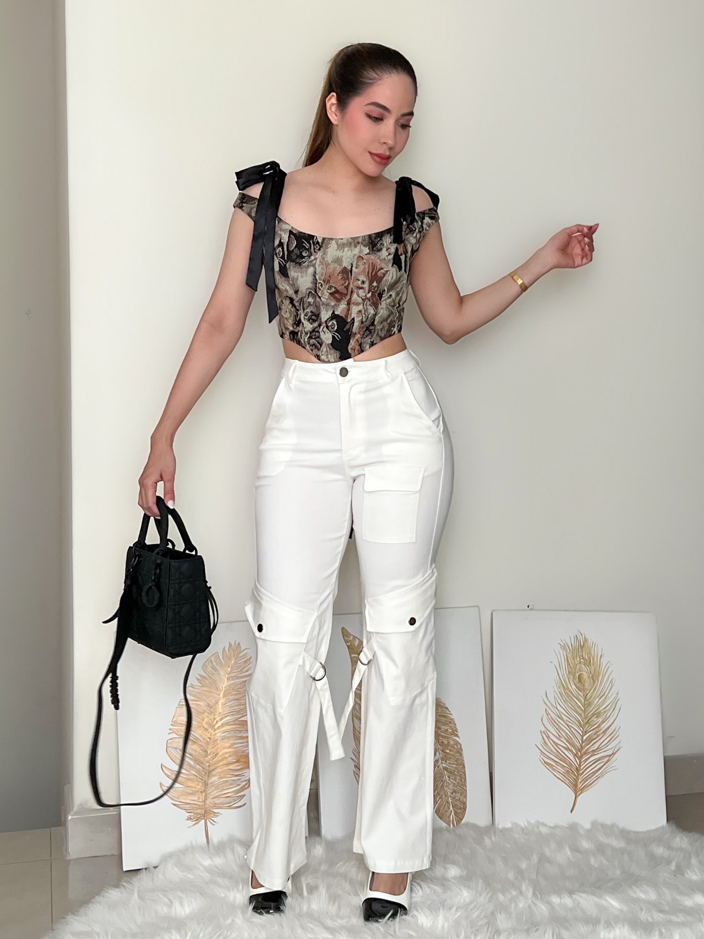 PANTALÓN CARGO BLANCO TIRO ALTO