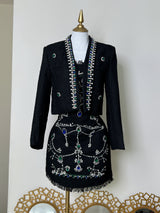 VESTIDO NEGRO CON PEDRERÍA Y PERLA