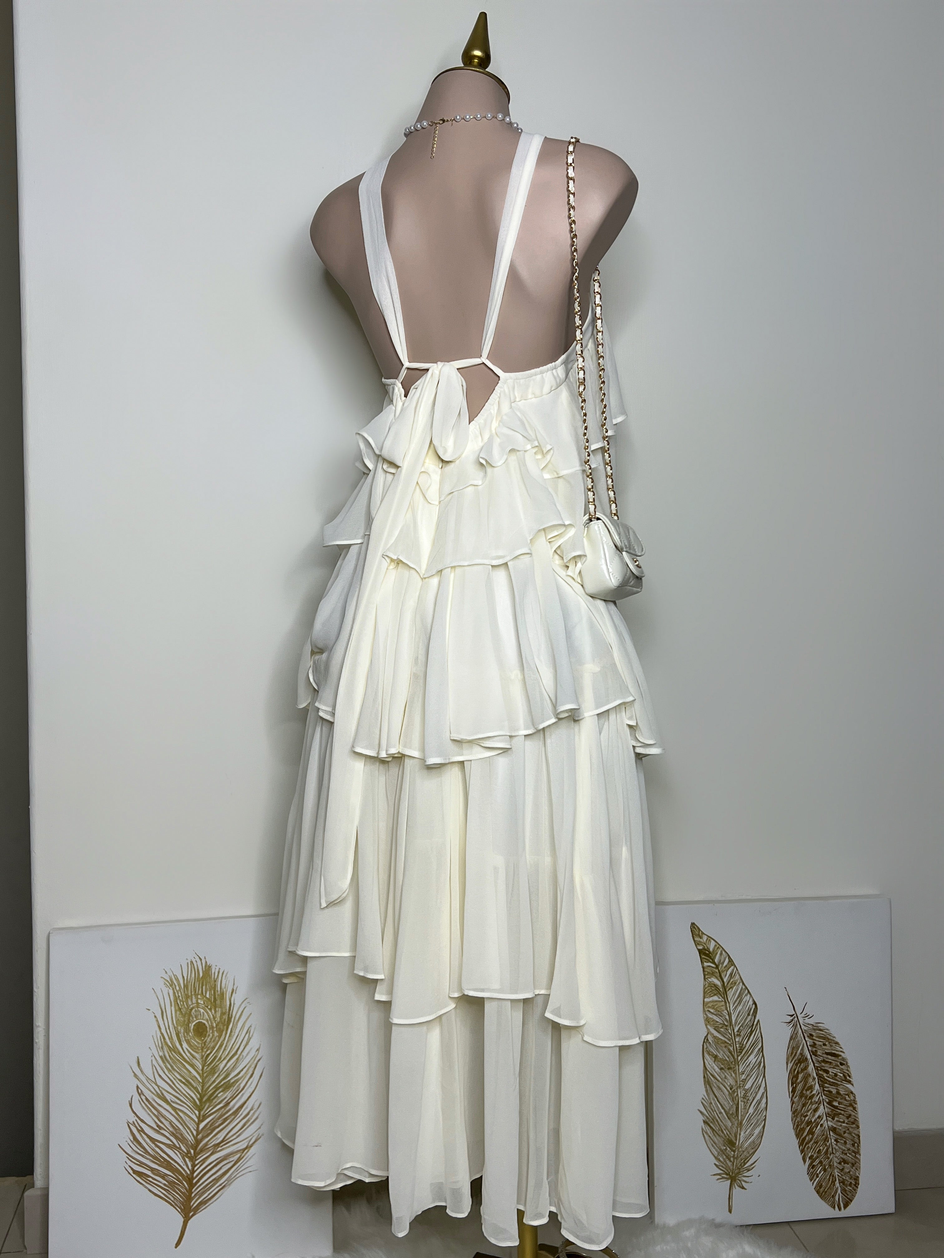 VESTIDO CON OLANES BLANCO