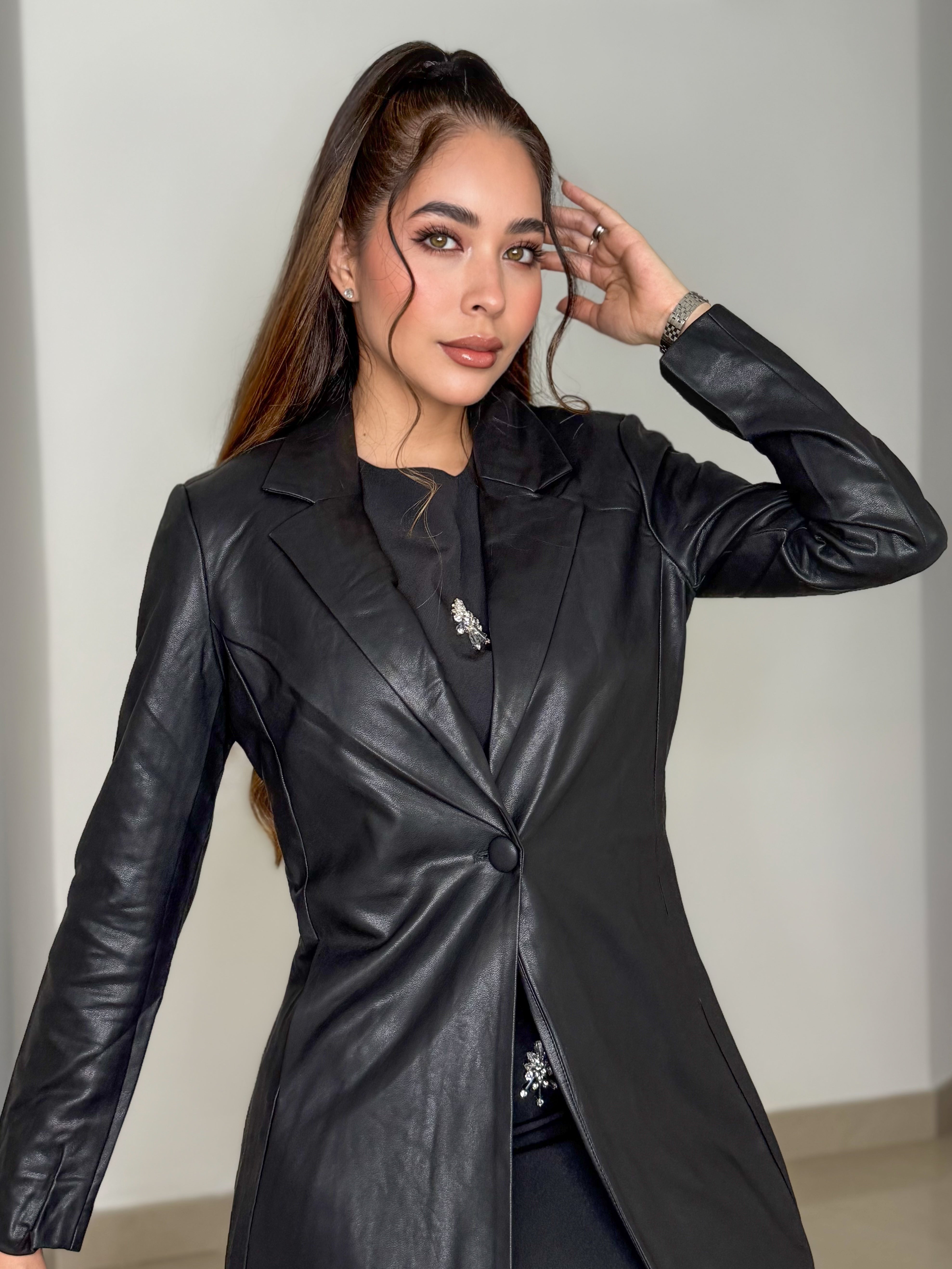 GABARDINA MARIANA NEGRA