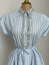 VESTIDO AZUL CON PEDRERÍA