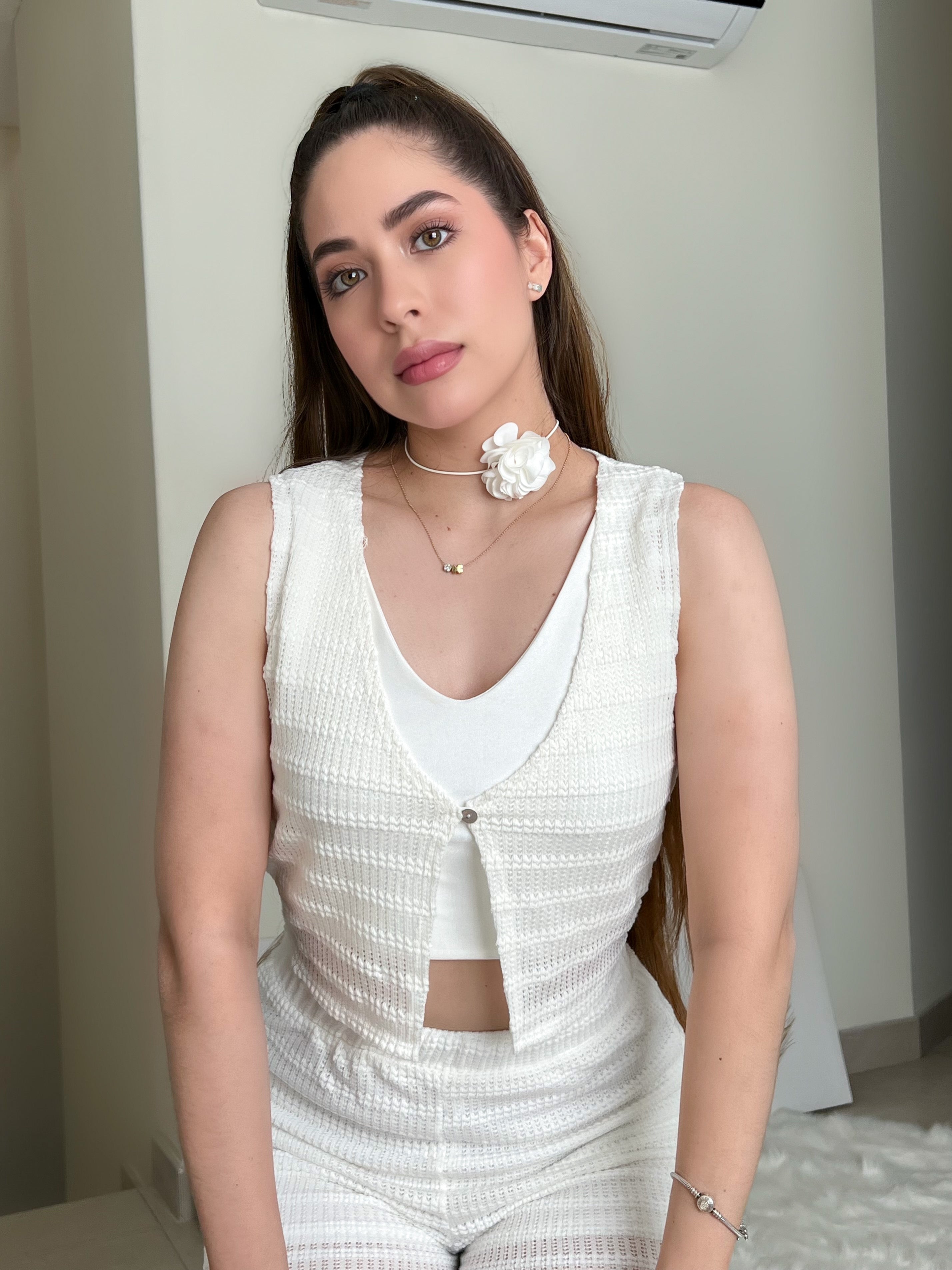 SET BLANCO TEJIDO A CROCHETE