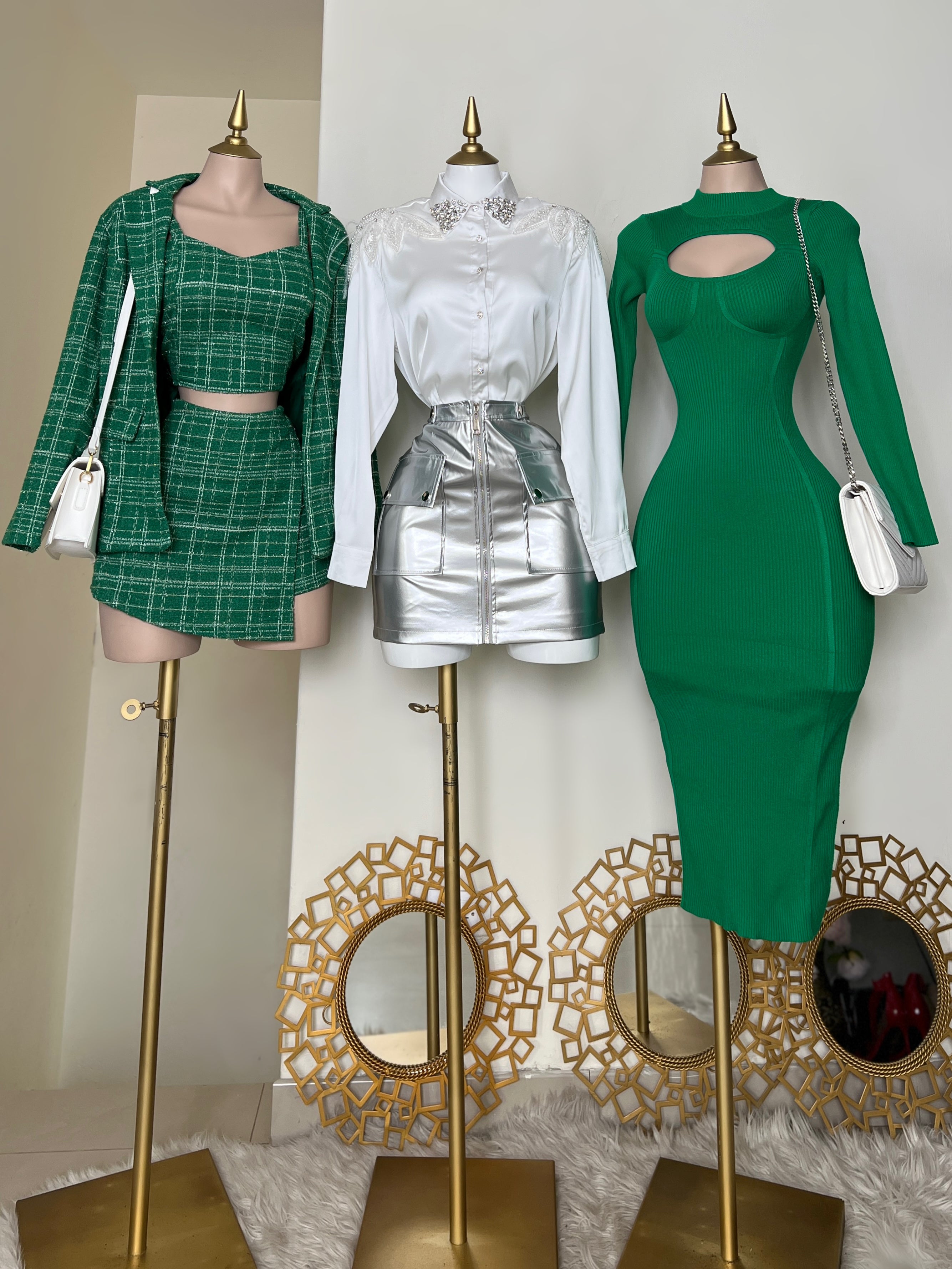 FALDA METÁLICA PLATEADA