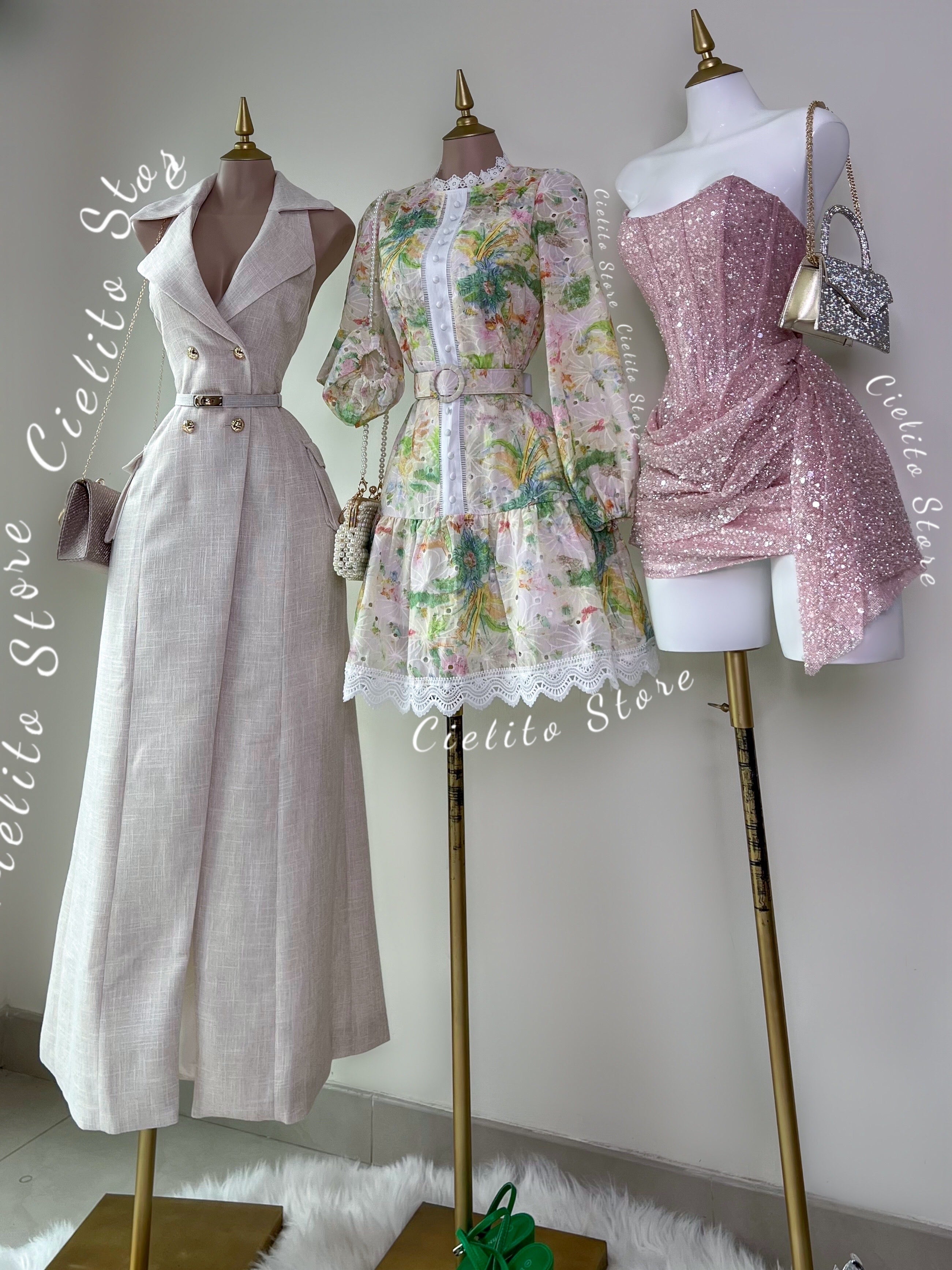 VESTIDO CORTO FLORAL