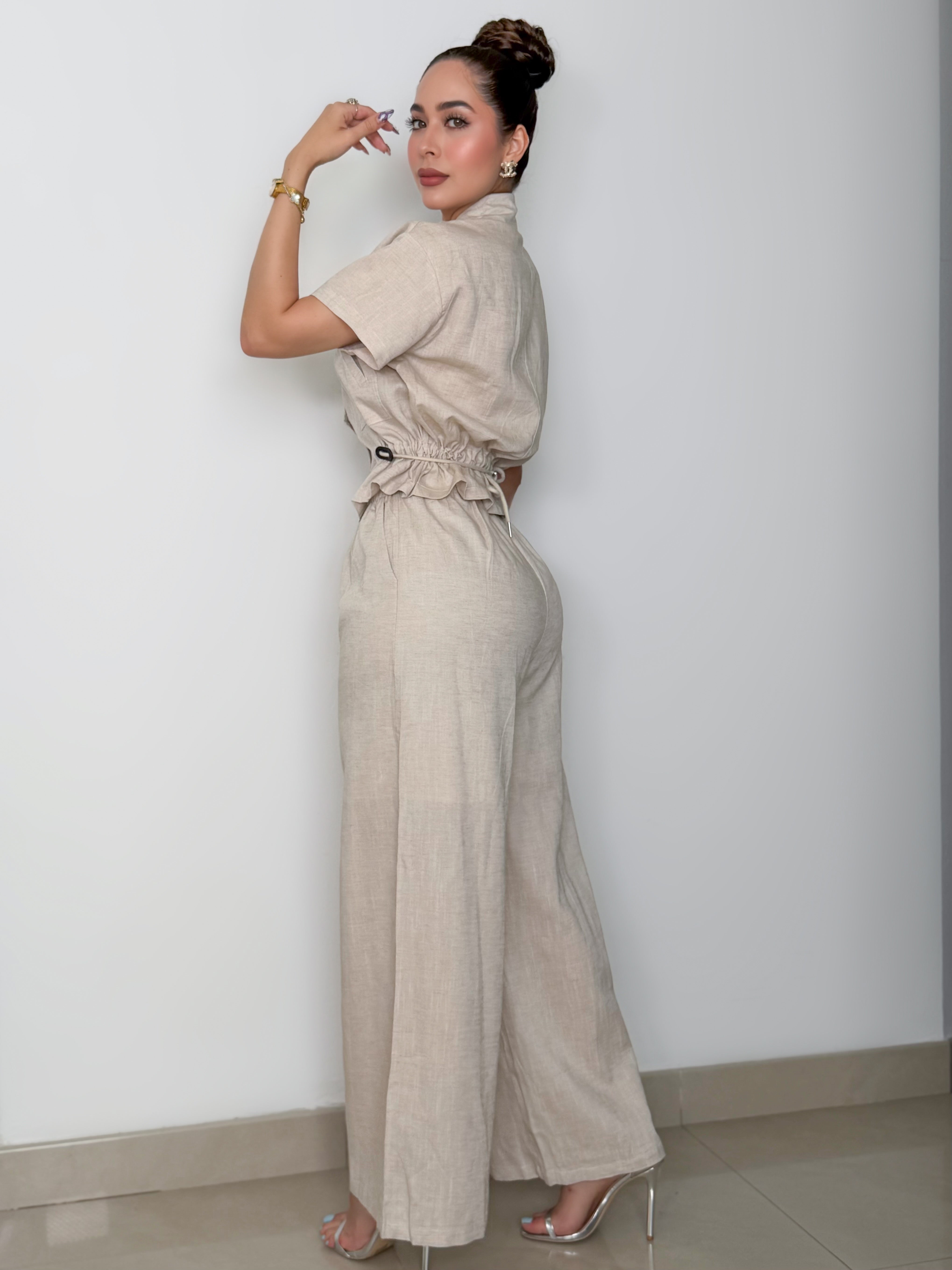 SET CLAUDIA