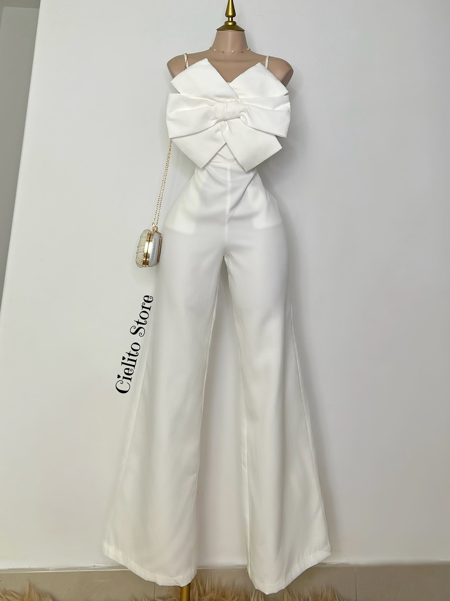 PALAZZO BLANCO CON MOÑO