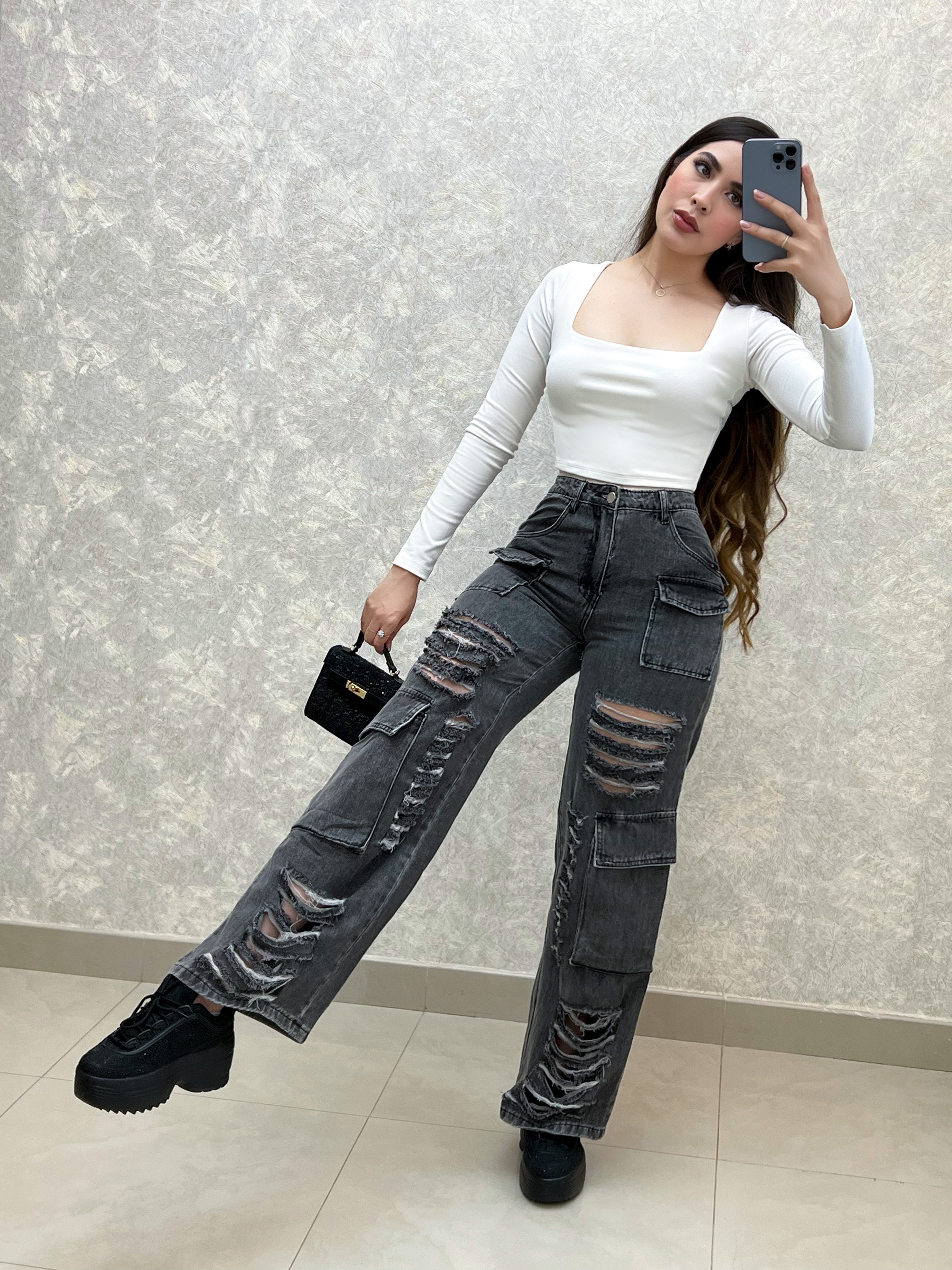 PANTALÓN DENIM NEGRO