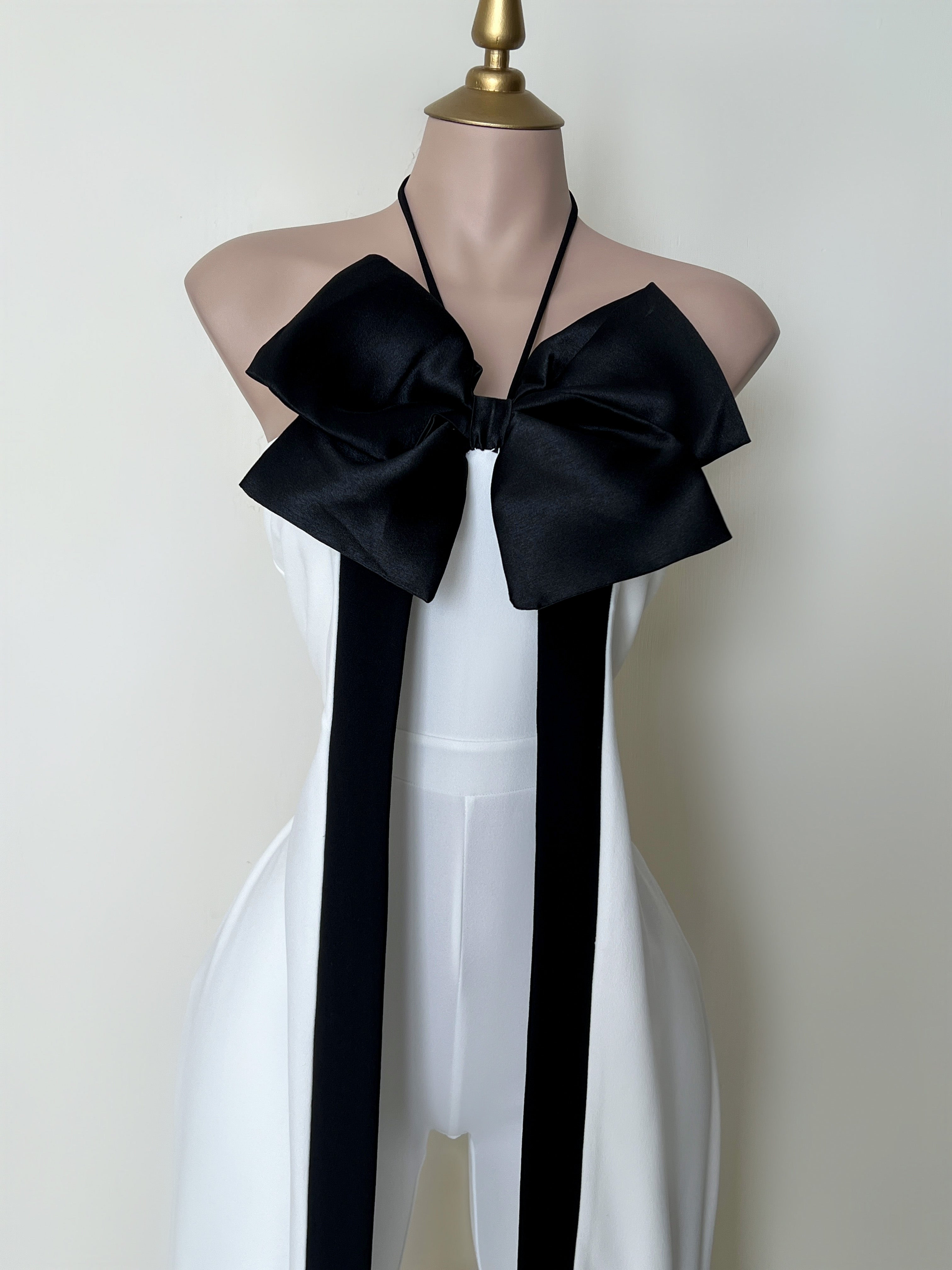 PALAZZO BLANCO CON MOÑO