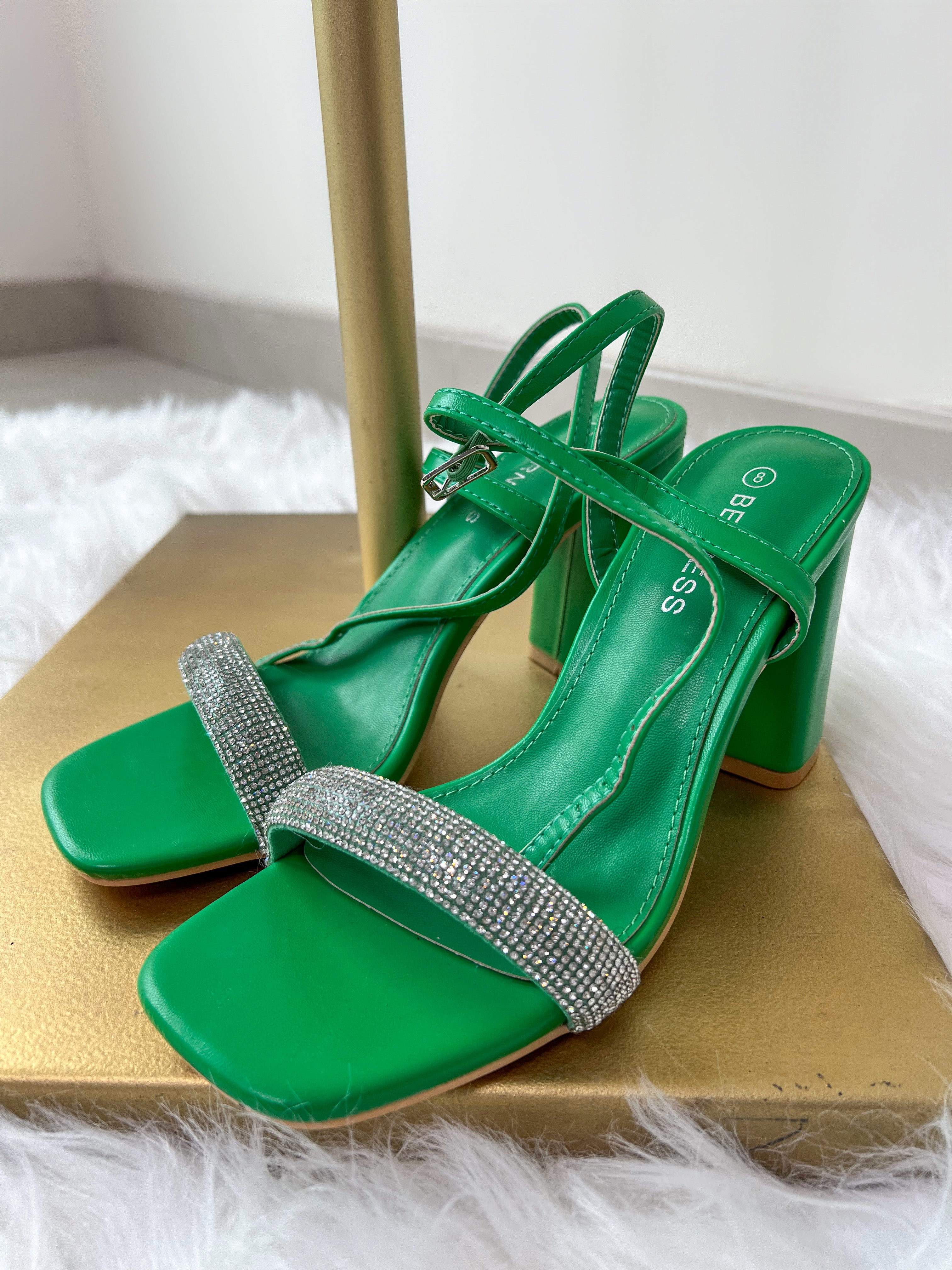 ZAPATILLA ISABEL VERDE