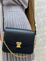 BOLSO CON CORREA NEGRO