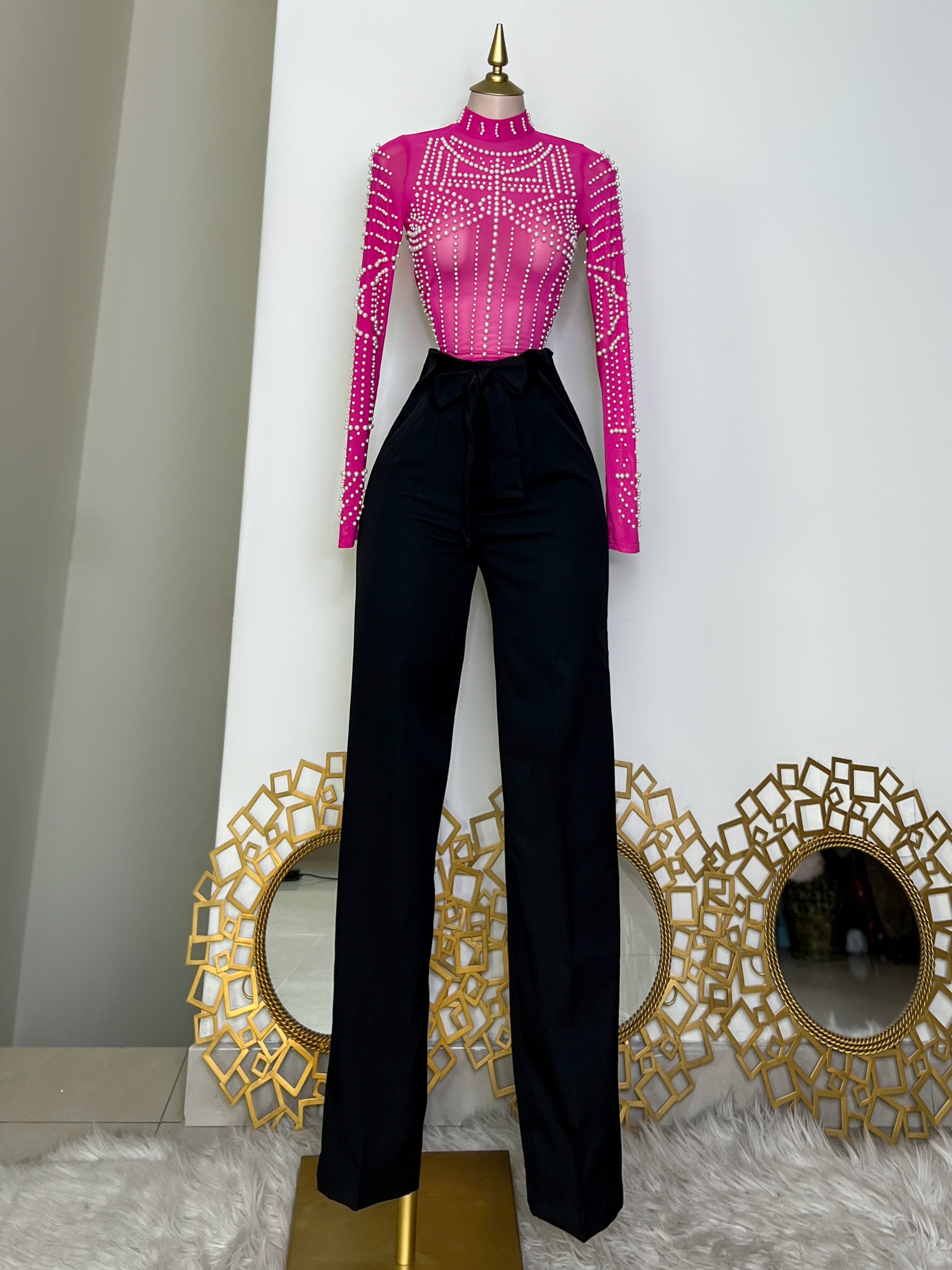 BLUSA ROSA CON PERLAS