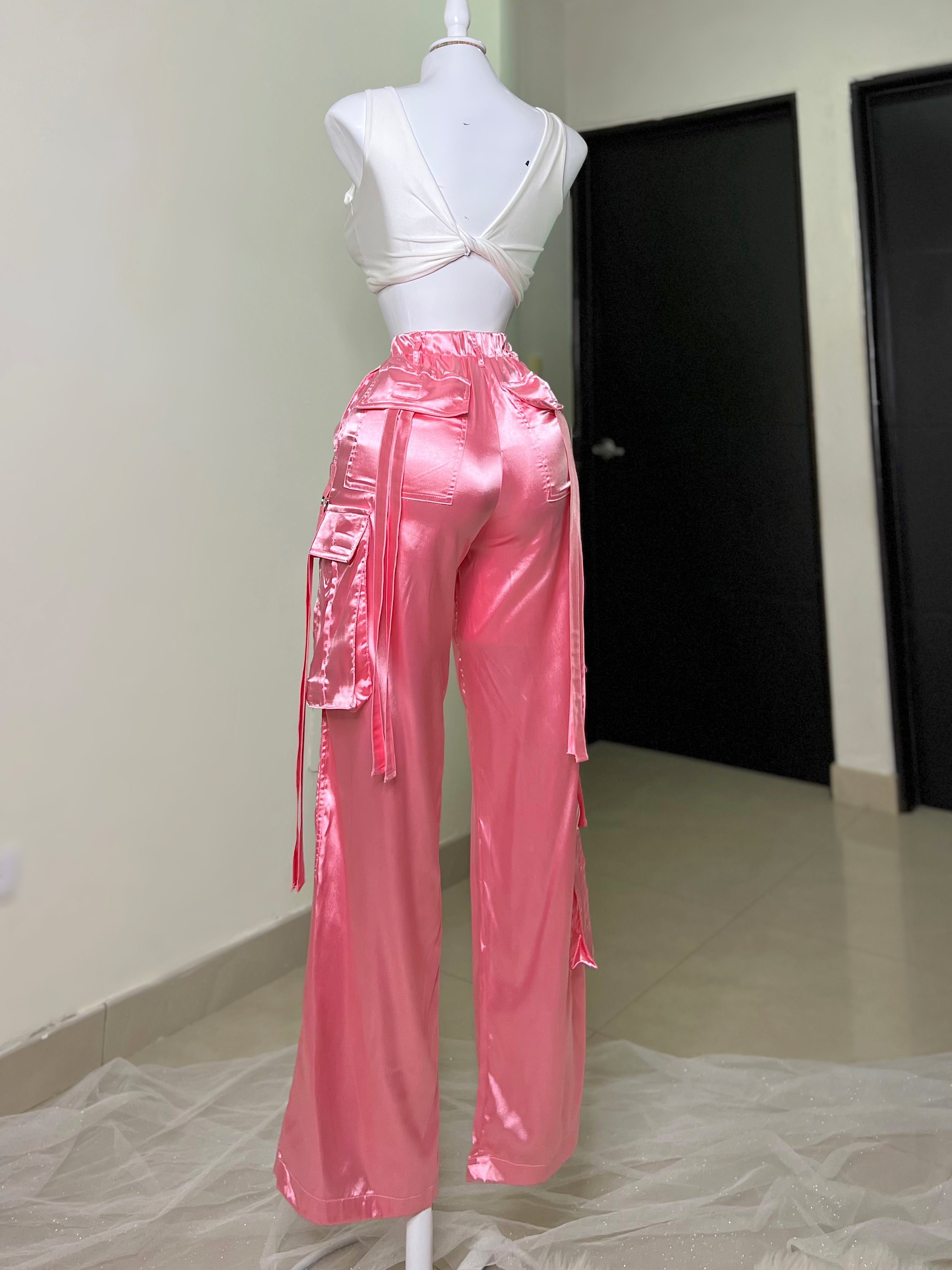 PANTALÓN ROSA SATINADO
