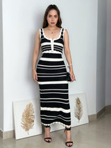 SET NEGRO Y BLANCO TEJIDO