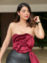 TOP DE FLOR TINTO CON FLECO LARGO