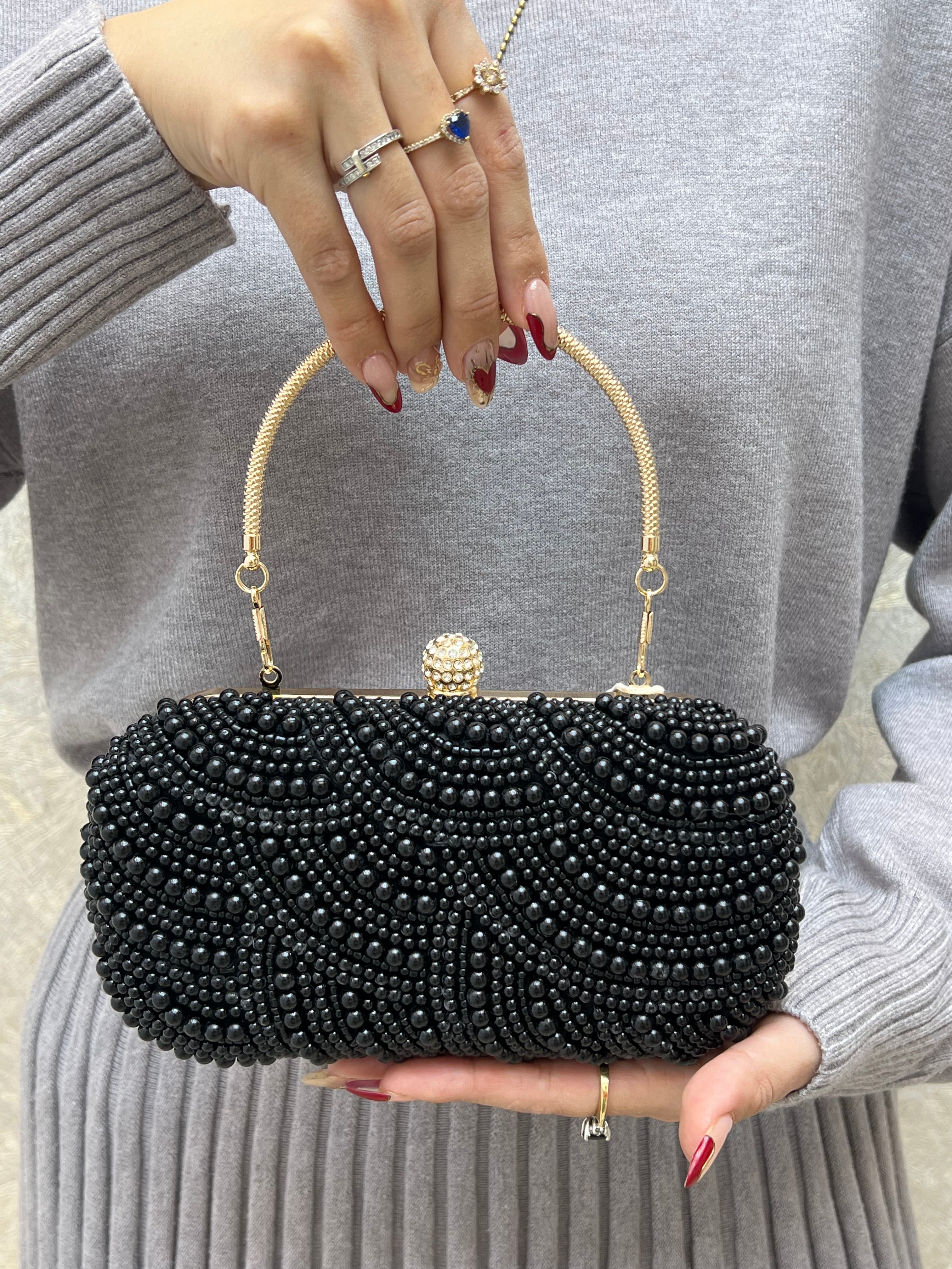 BOLSO RIGIDO CON PERLAS NEGRO