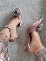 ZAPATILLA MAQUILLAJE CON CORAZÓN 3D