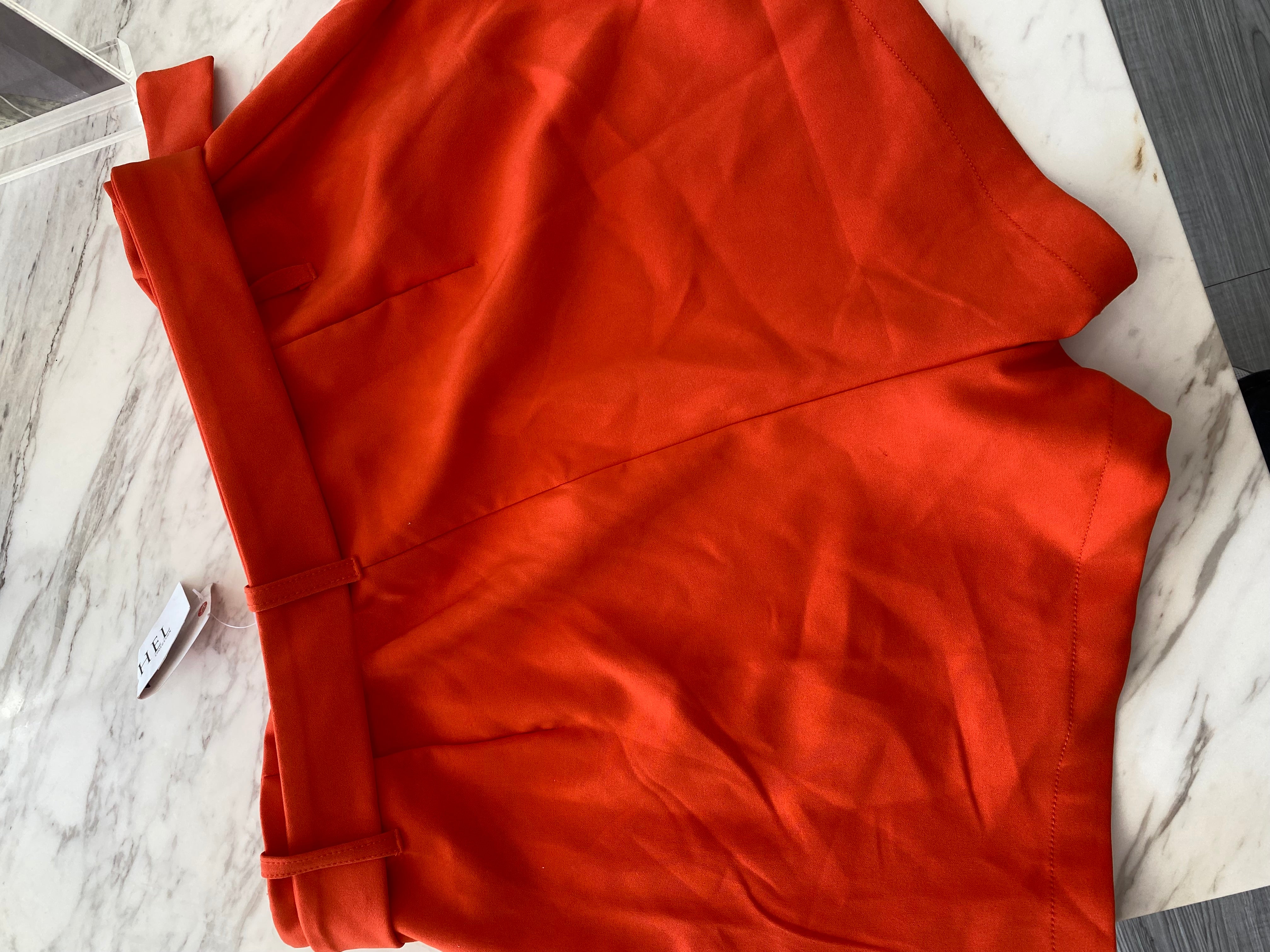 SHORT NARANJA