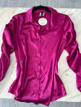 Camisa fucsia satinada