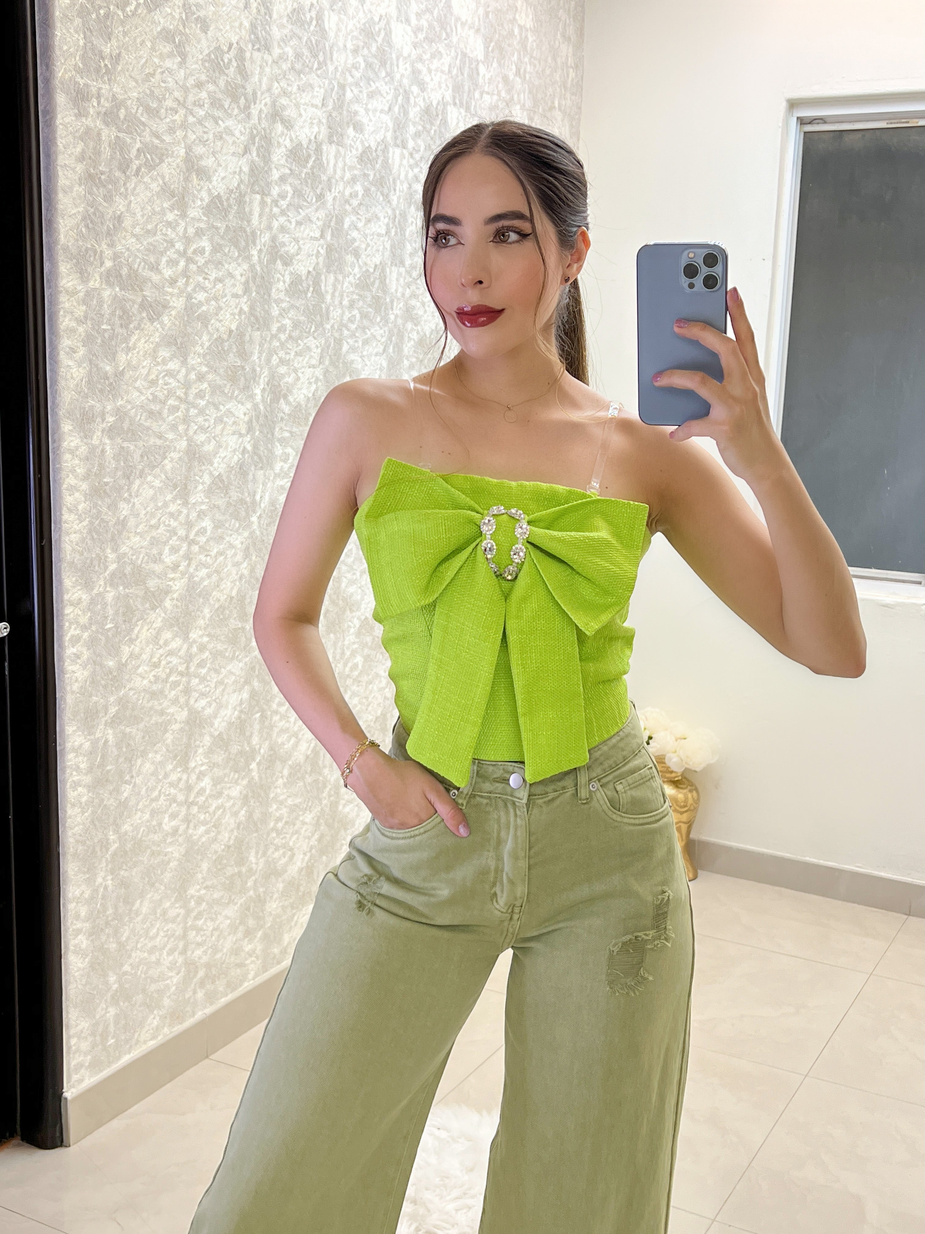 Blusa de moñito verde