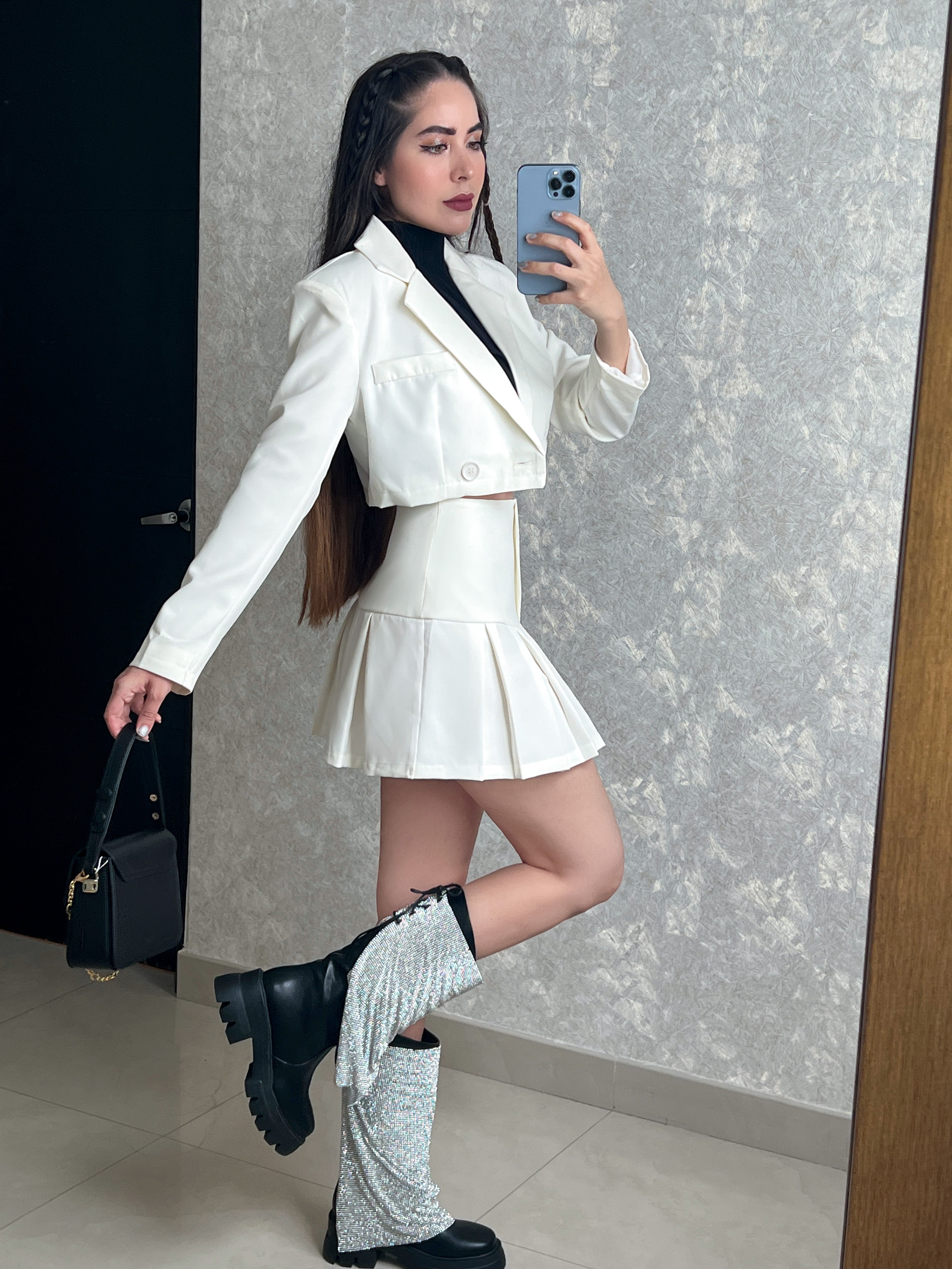 BOTÍN NEGRO CON MALLA DE PEDRERÍA