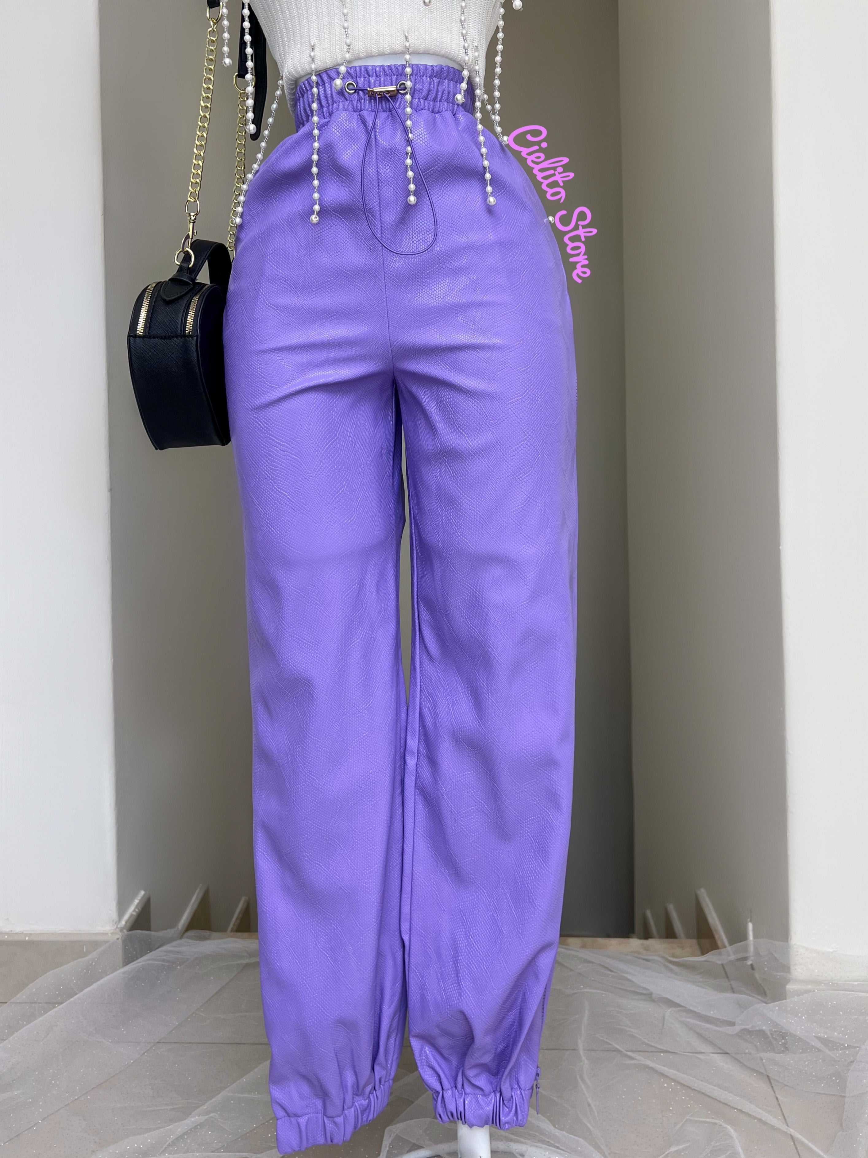 JOGGER MORADO CON CIERRES LATERALES