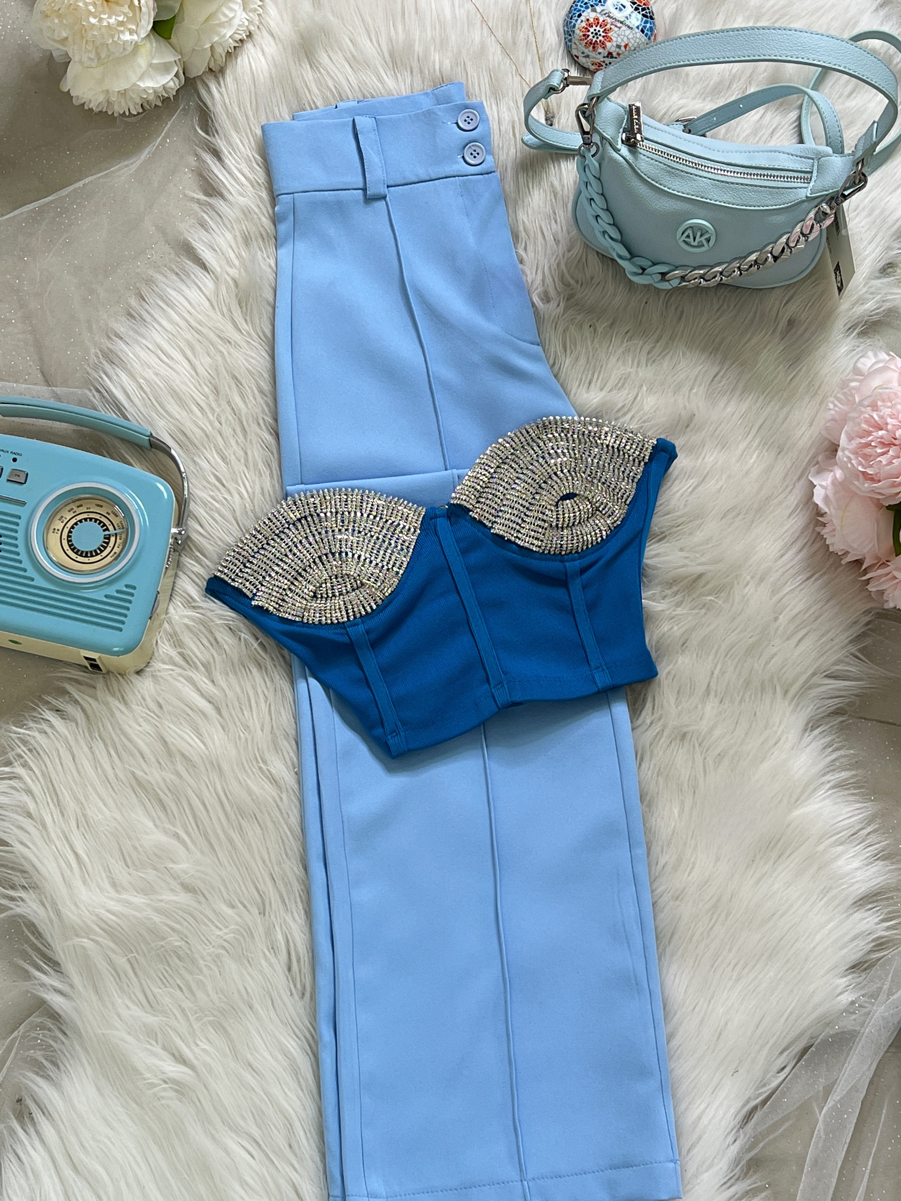 CORSET AZUL CON PEDRERÍA