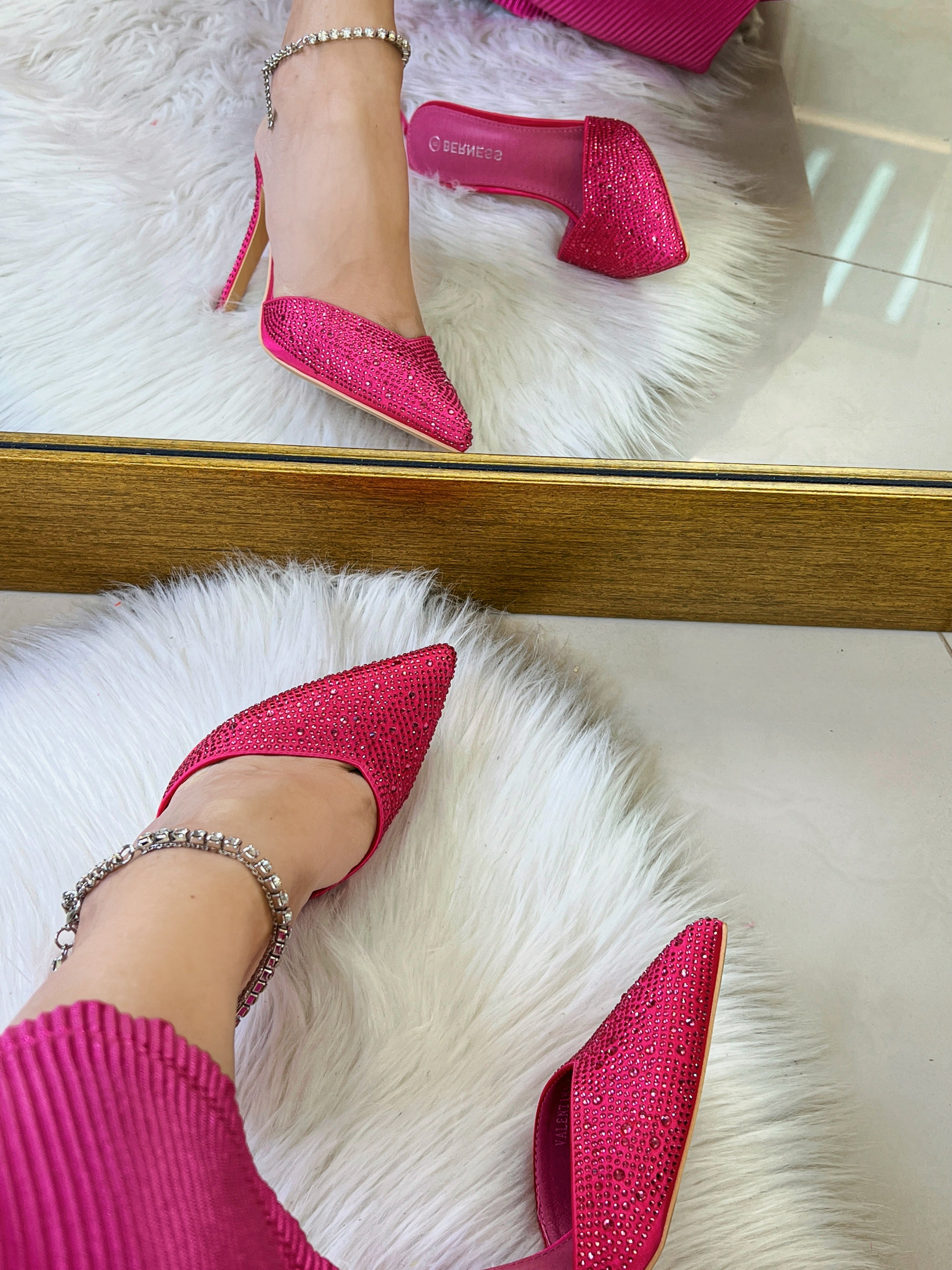 ZAPATILLA ROSA DIAMANTE