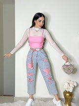 PANTALÓN DENIM PERLAS ROSAS Y CINTURÓN