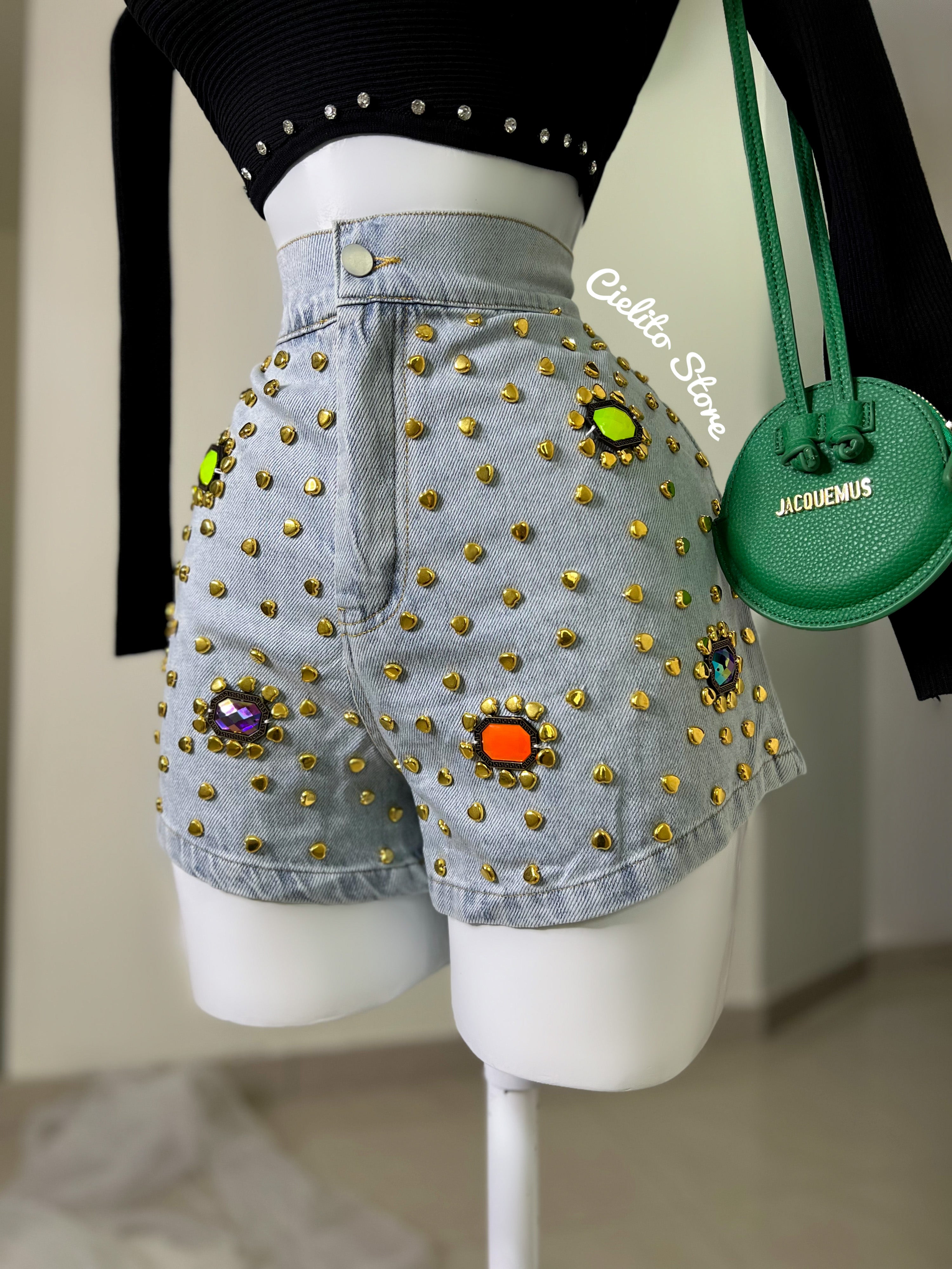 SHORT CORAZÓN DORADO