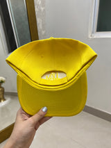 GORRA  LA AMARILLA