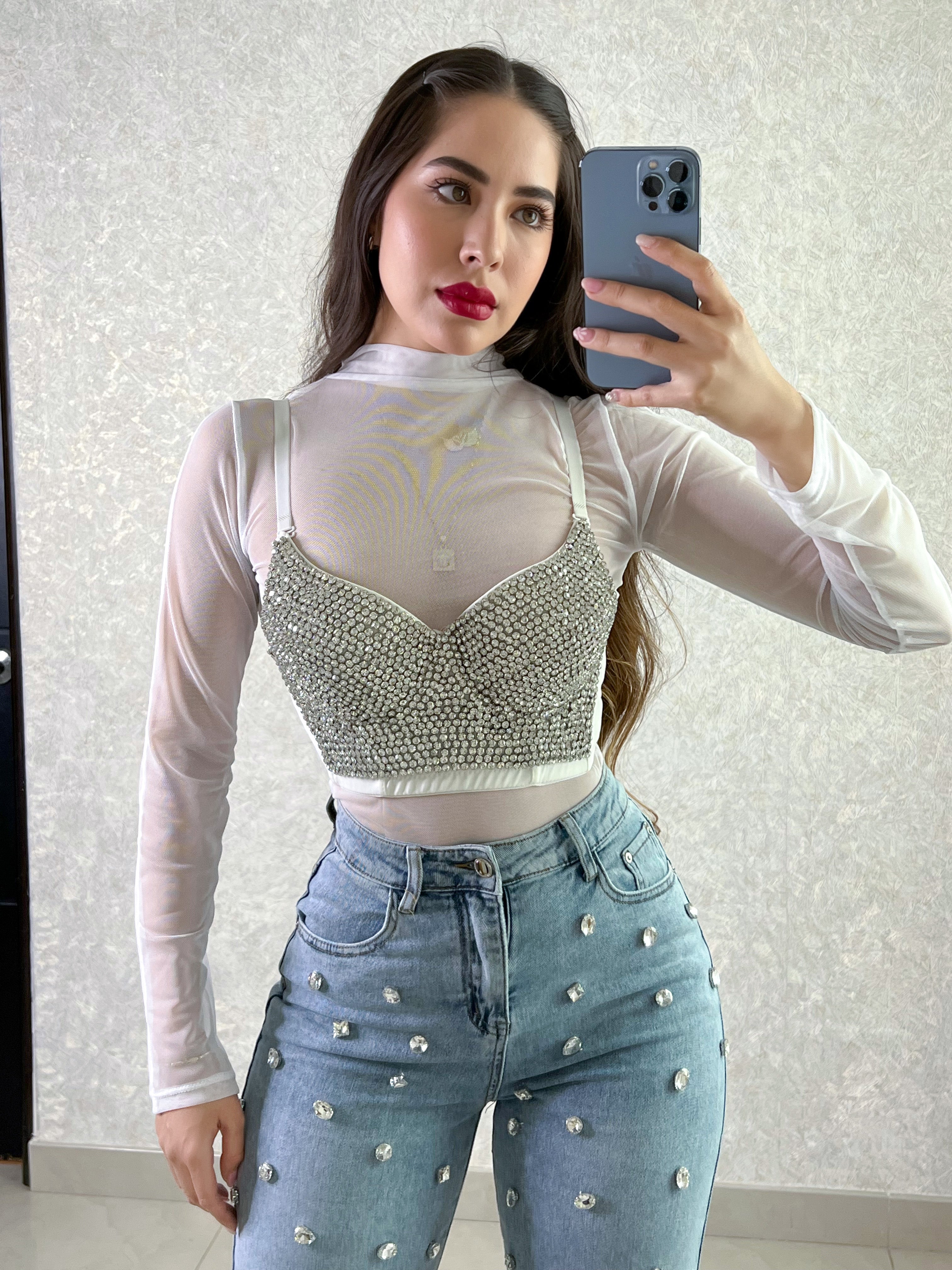 TOP BLANCO CON PERLAS Y PIEDRITAS