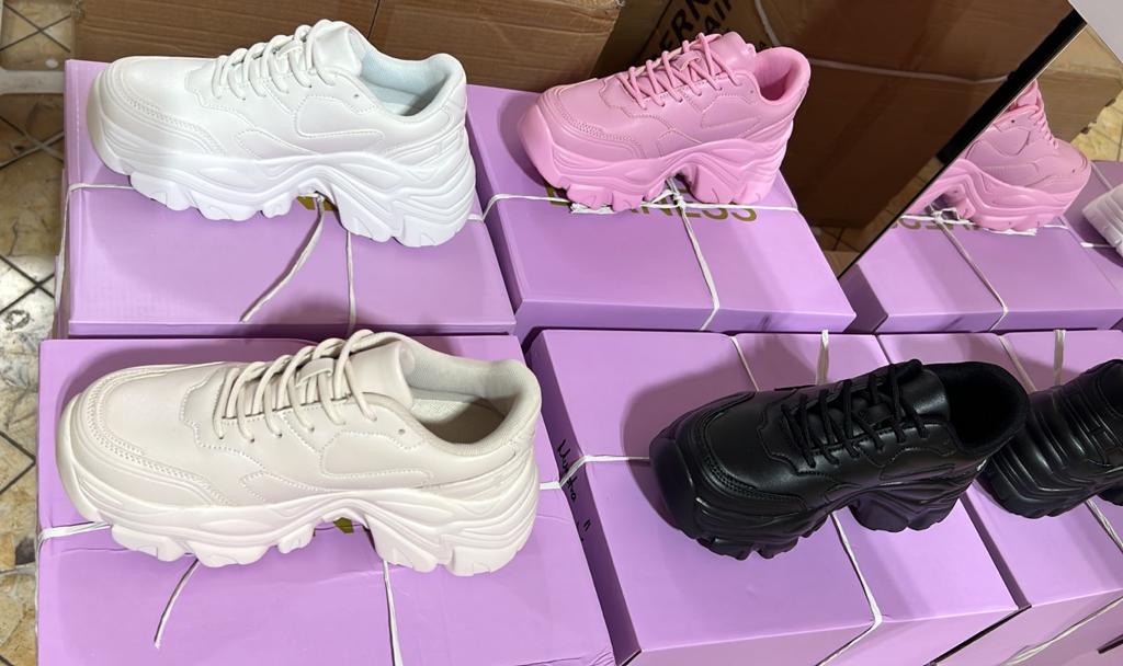 TENIS NUDE PLATAFORMA