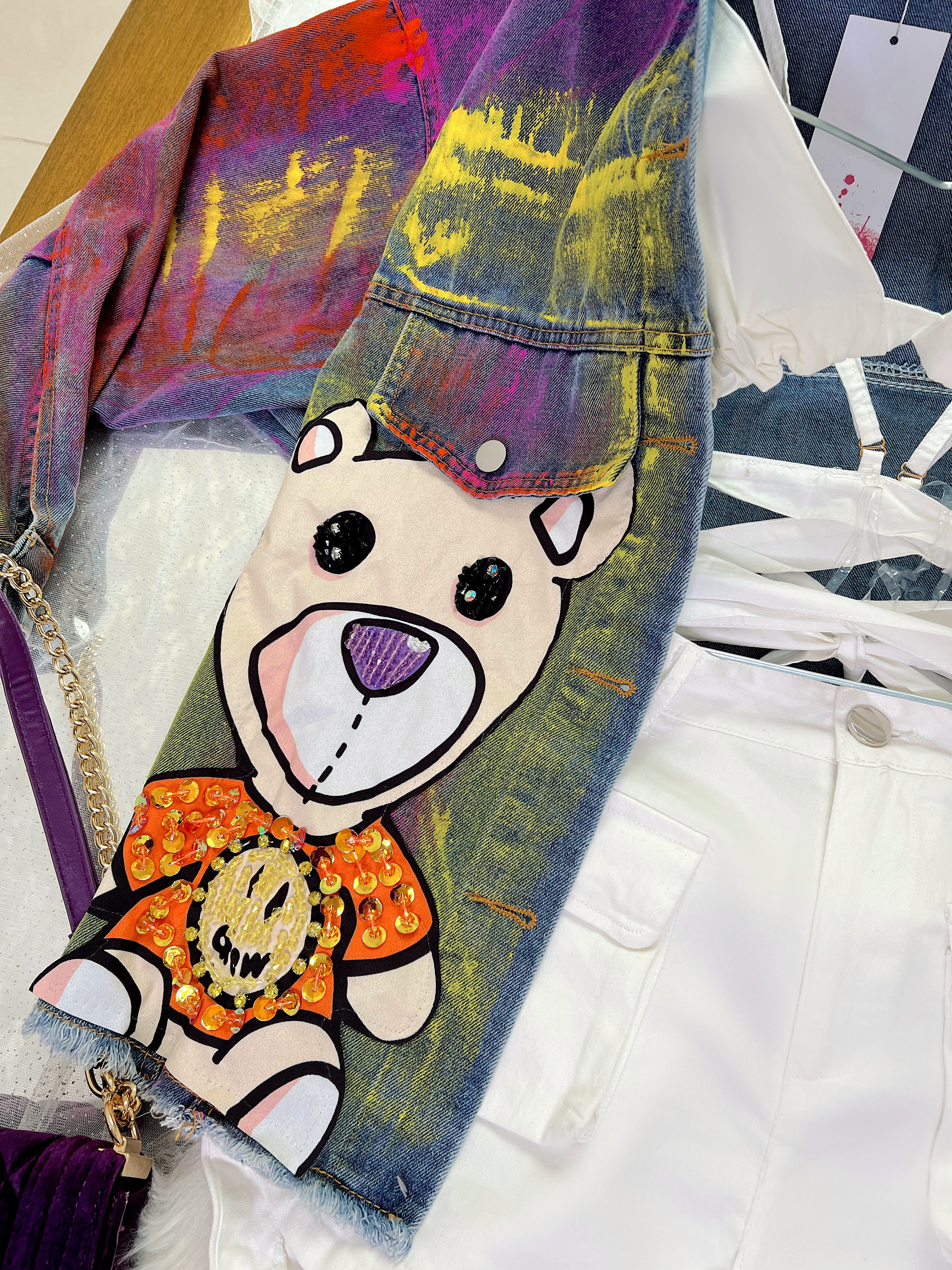 CHAQUETA DE MEZCLILLA PINTADA CON OSITO